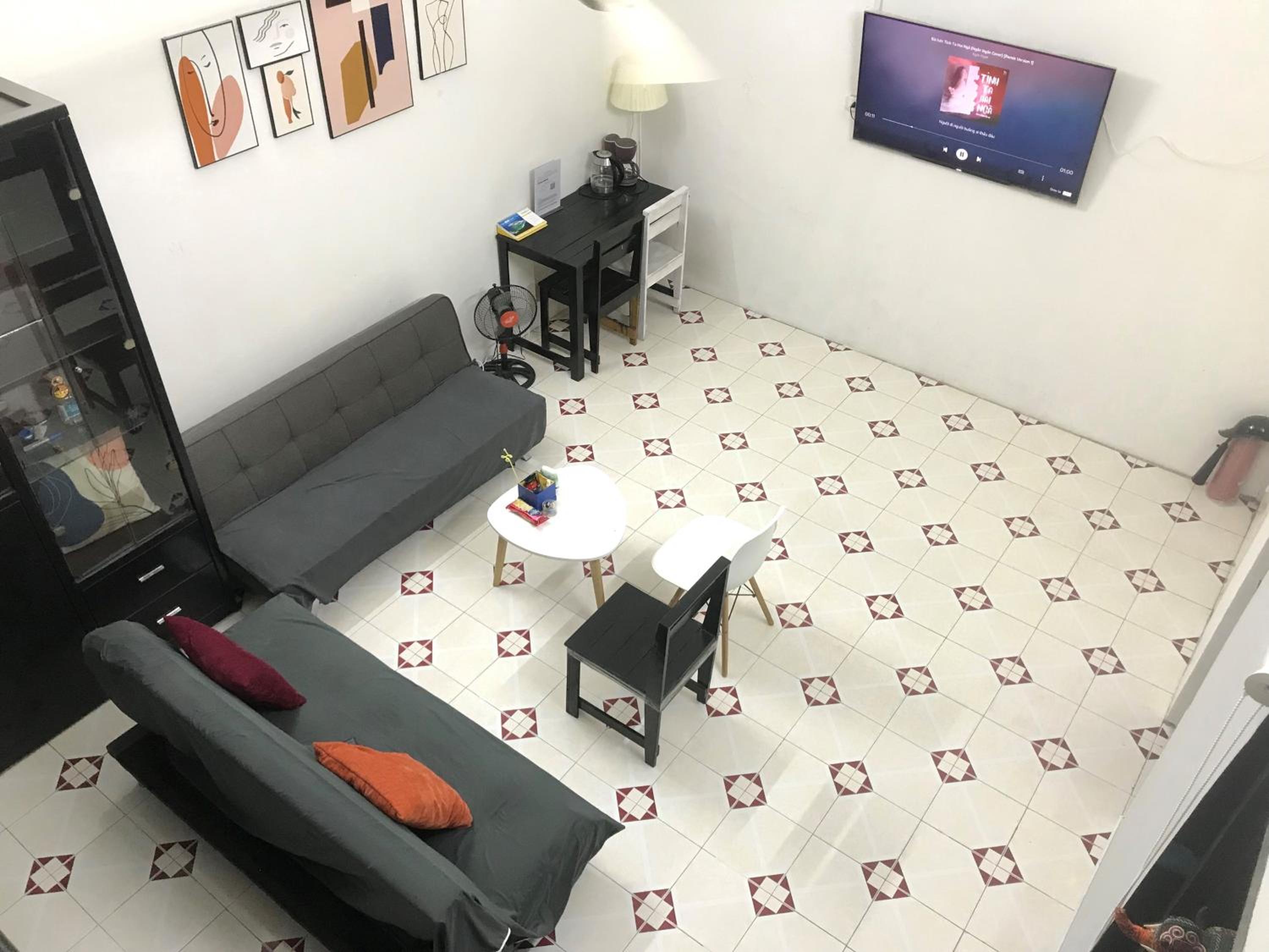 2-Floor Duplex apartment near Train Street - Quiet Local alley