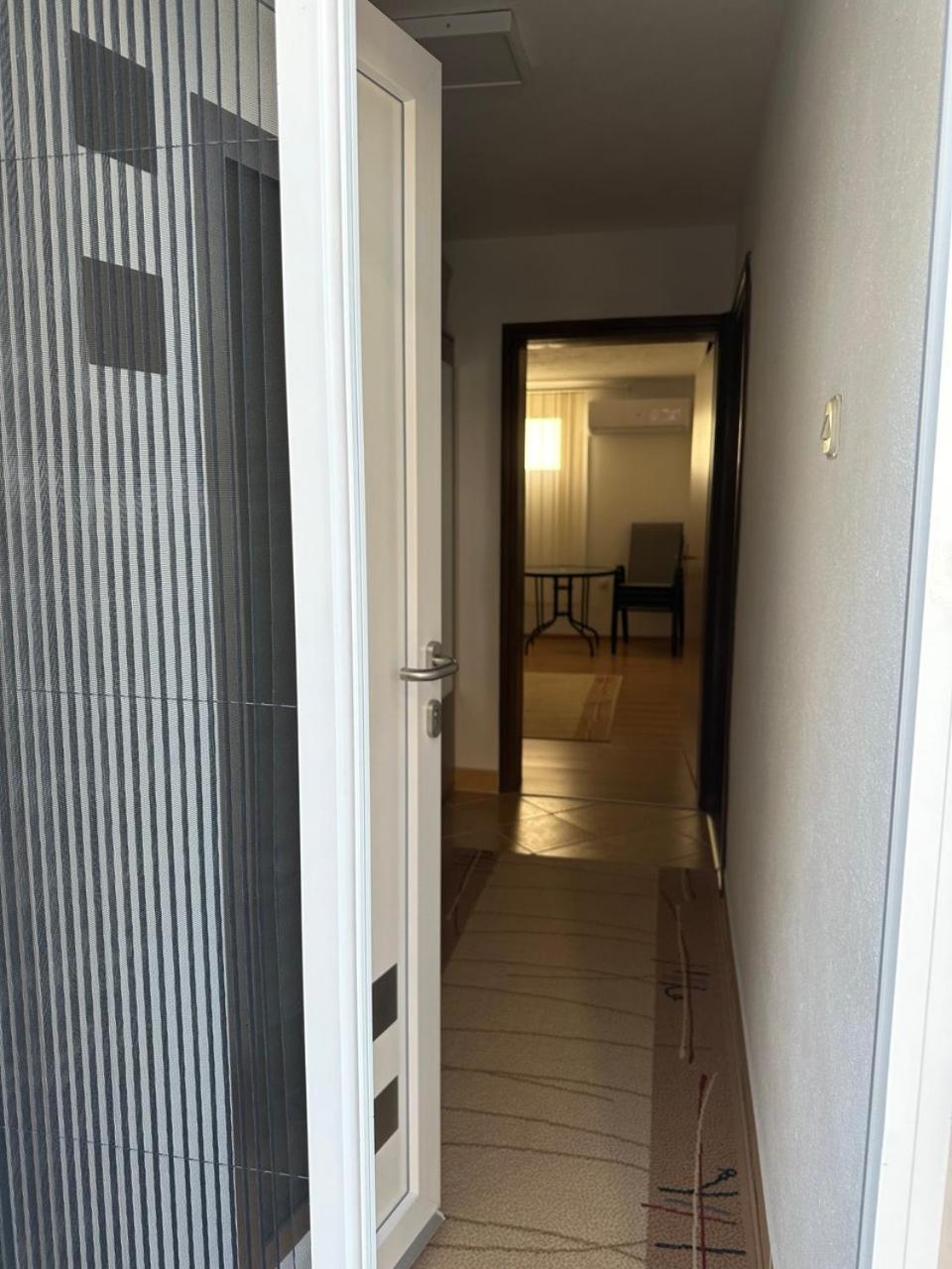 AB Apartmani Radešine