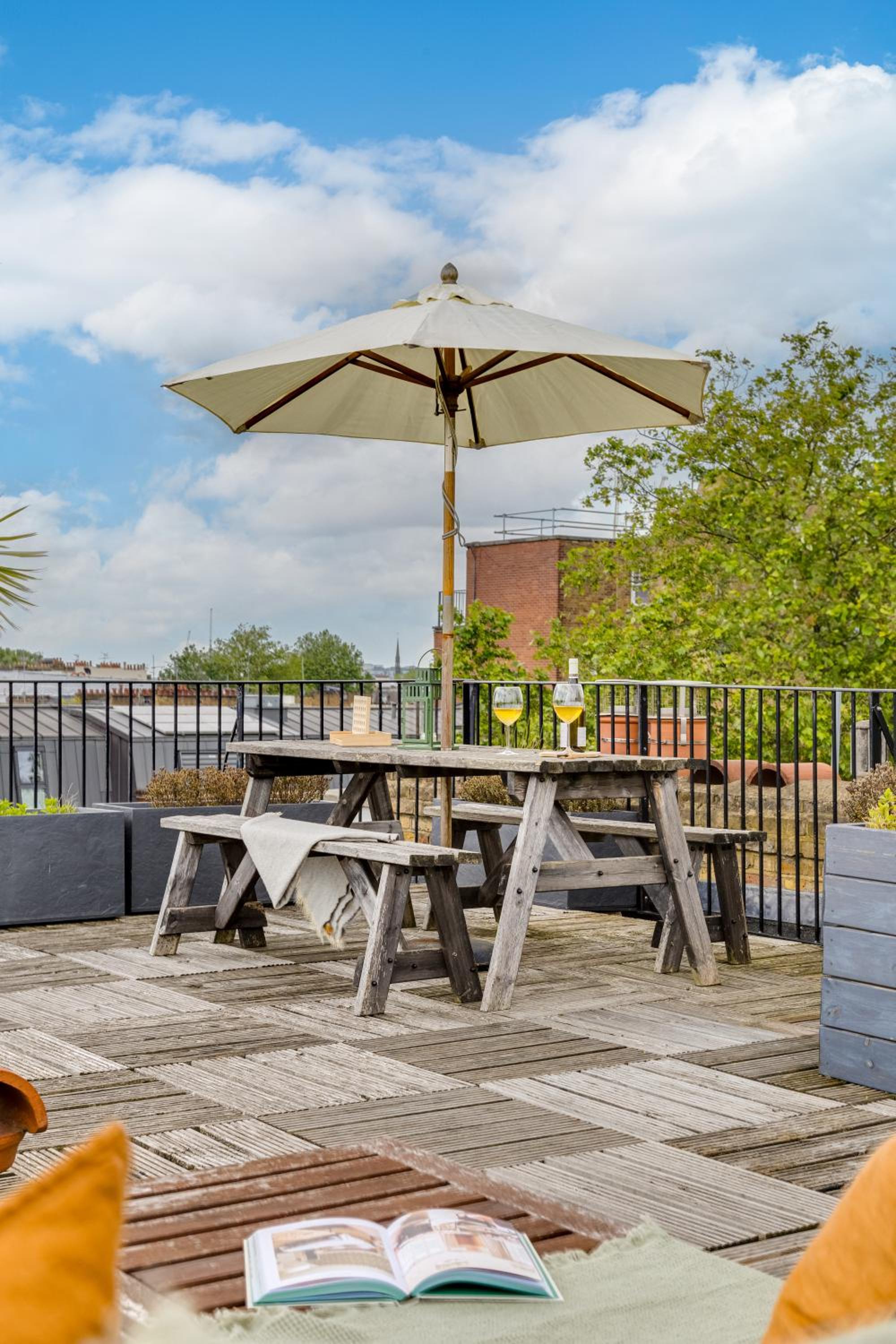 Luana's Stunning Rooftop