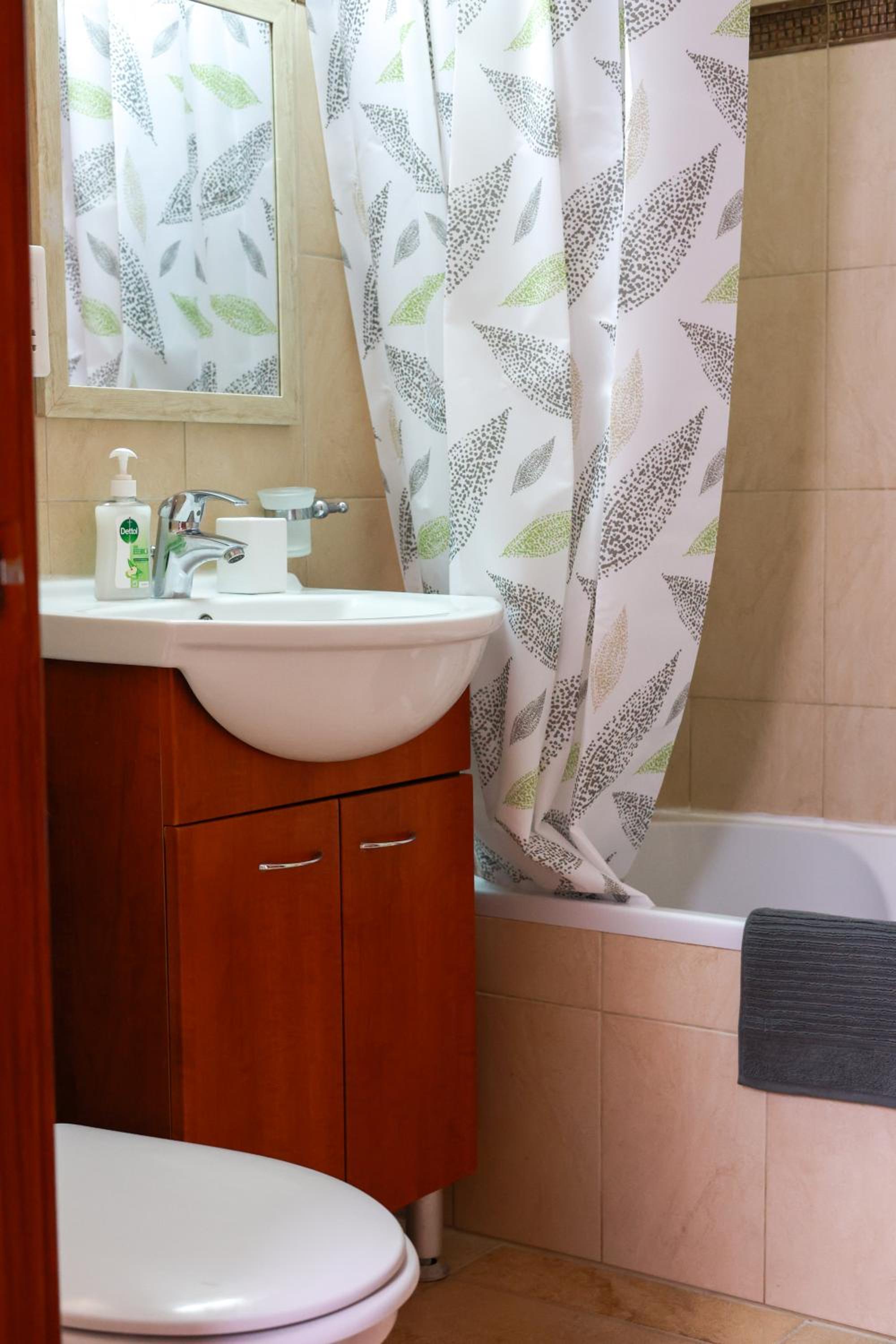 Piale Palms Makenzie Beach Front Apartment Larnaca Airport Area