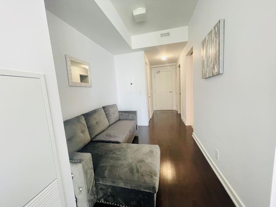 NewDowntown Condo by UnionStationScotiaArena