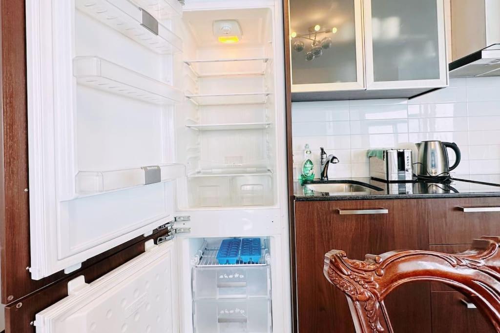 NewDowntown Condo by UnionStationScotiaArena