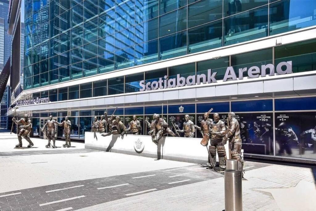 NewDowntown Condo by UnionStationScotiaArena
