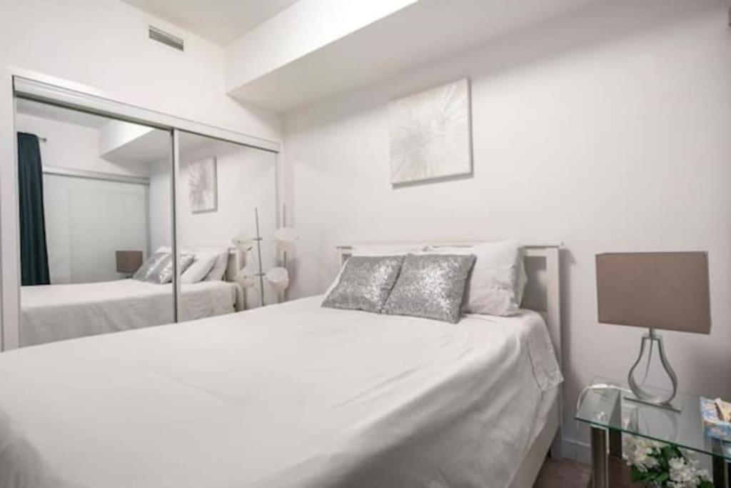 NewDowntown Condo by UnionStationScotiaArena