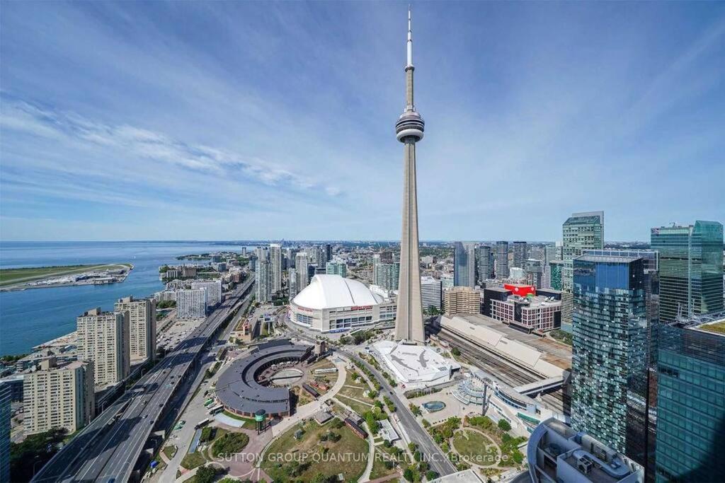 NewDowntown Condo by UnionStationScotiaArena