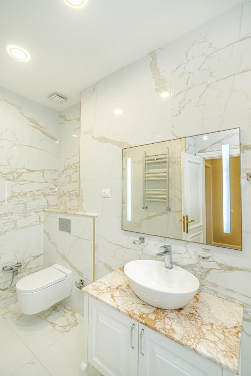 Luxary Apartment Hillton