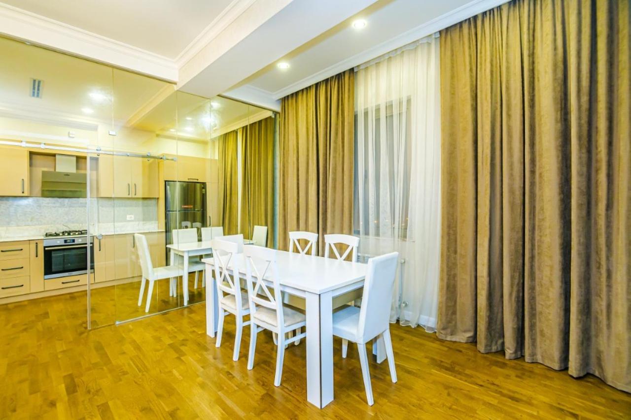Luxary Apartment Hillton