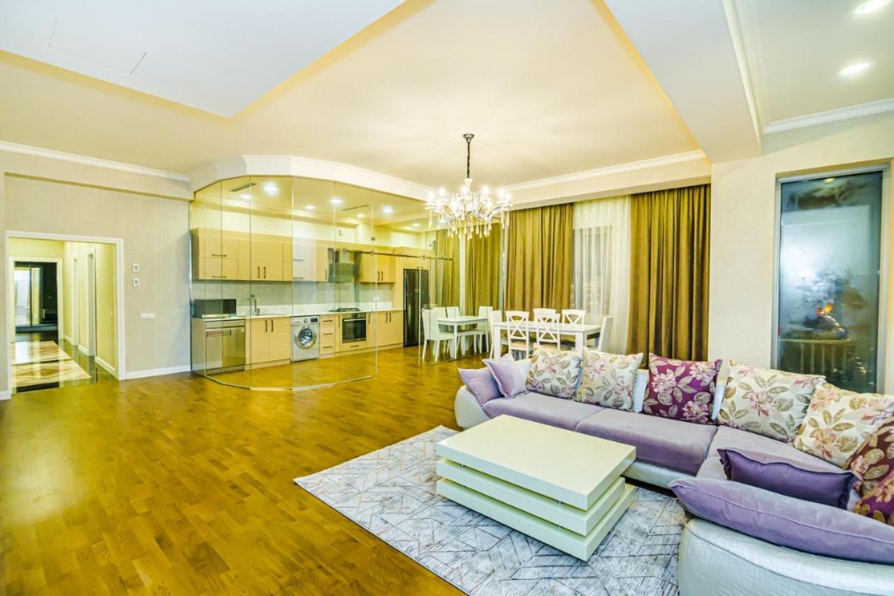 Luxary Apartment Hillton