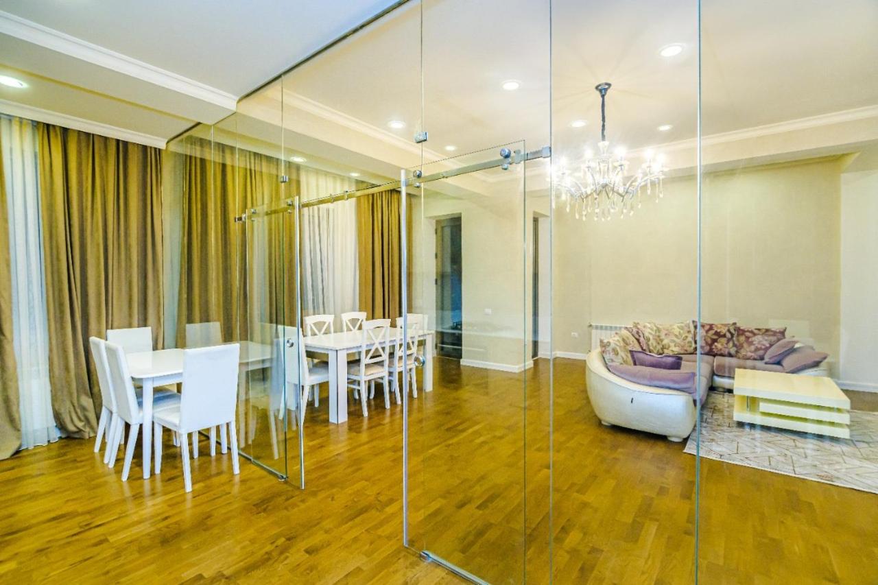 Luxary Apartment Hillton