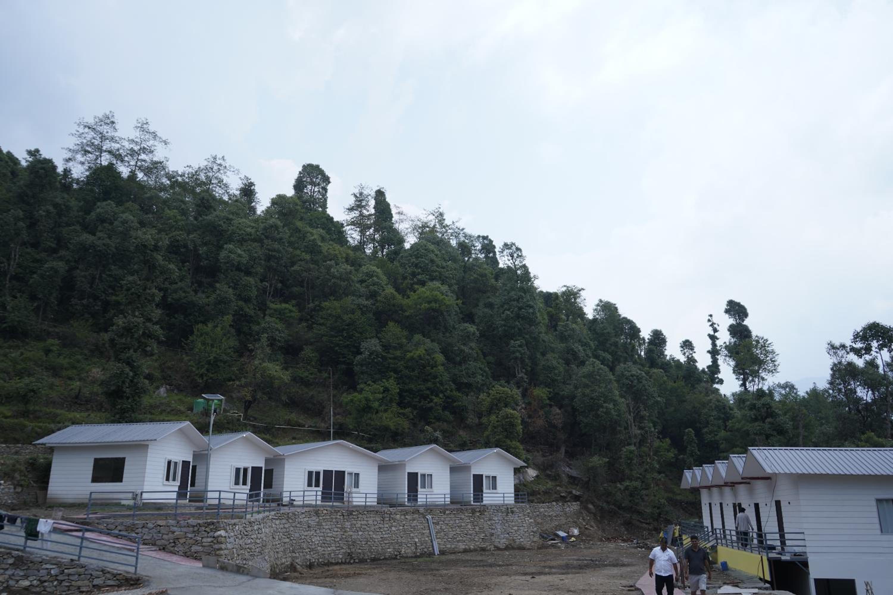Kedar Wonderland Heli Resort view 2
