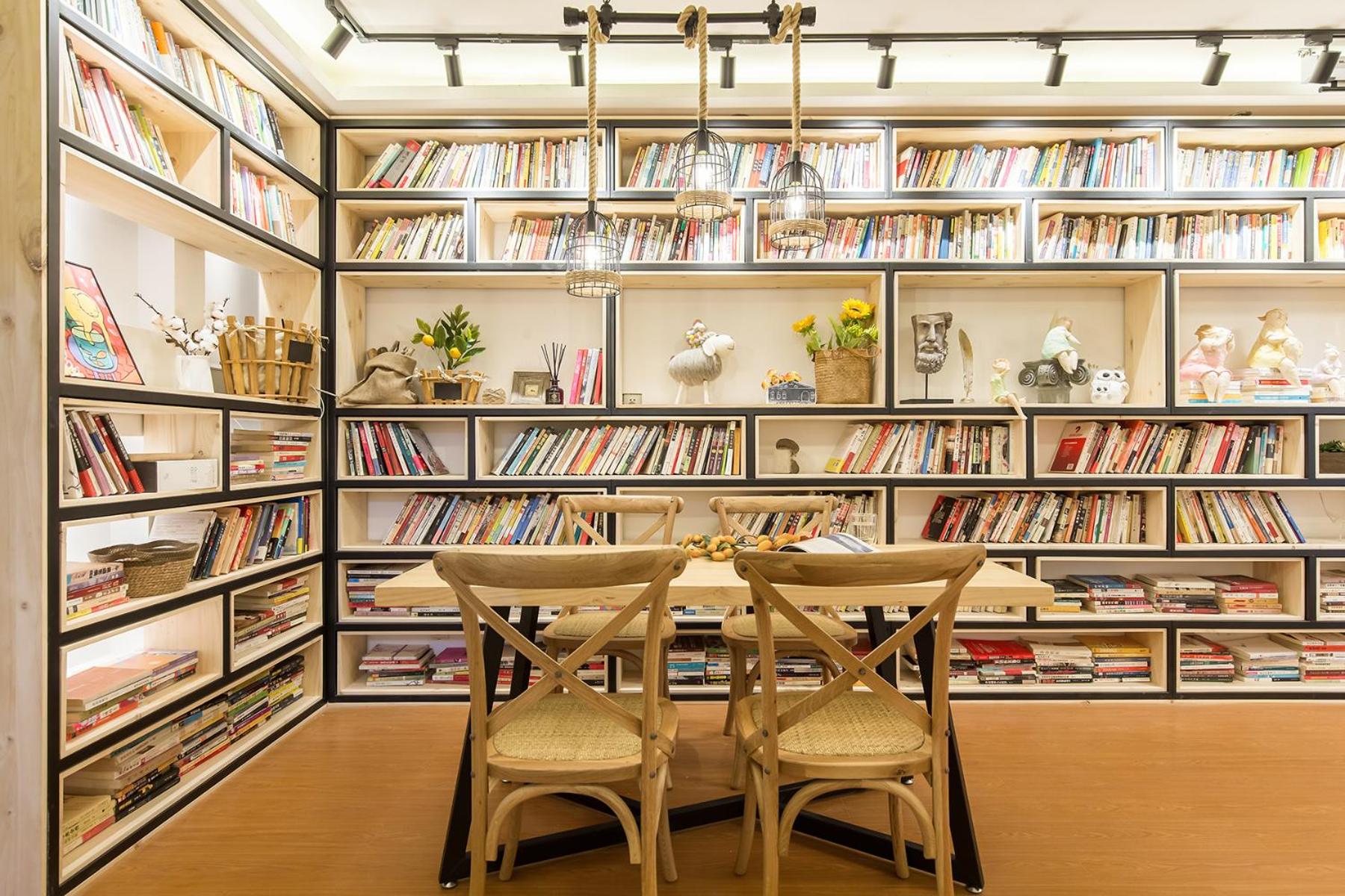 Shanghai Vacations - Book and Bed-ZhongFu - Property Image 5