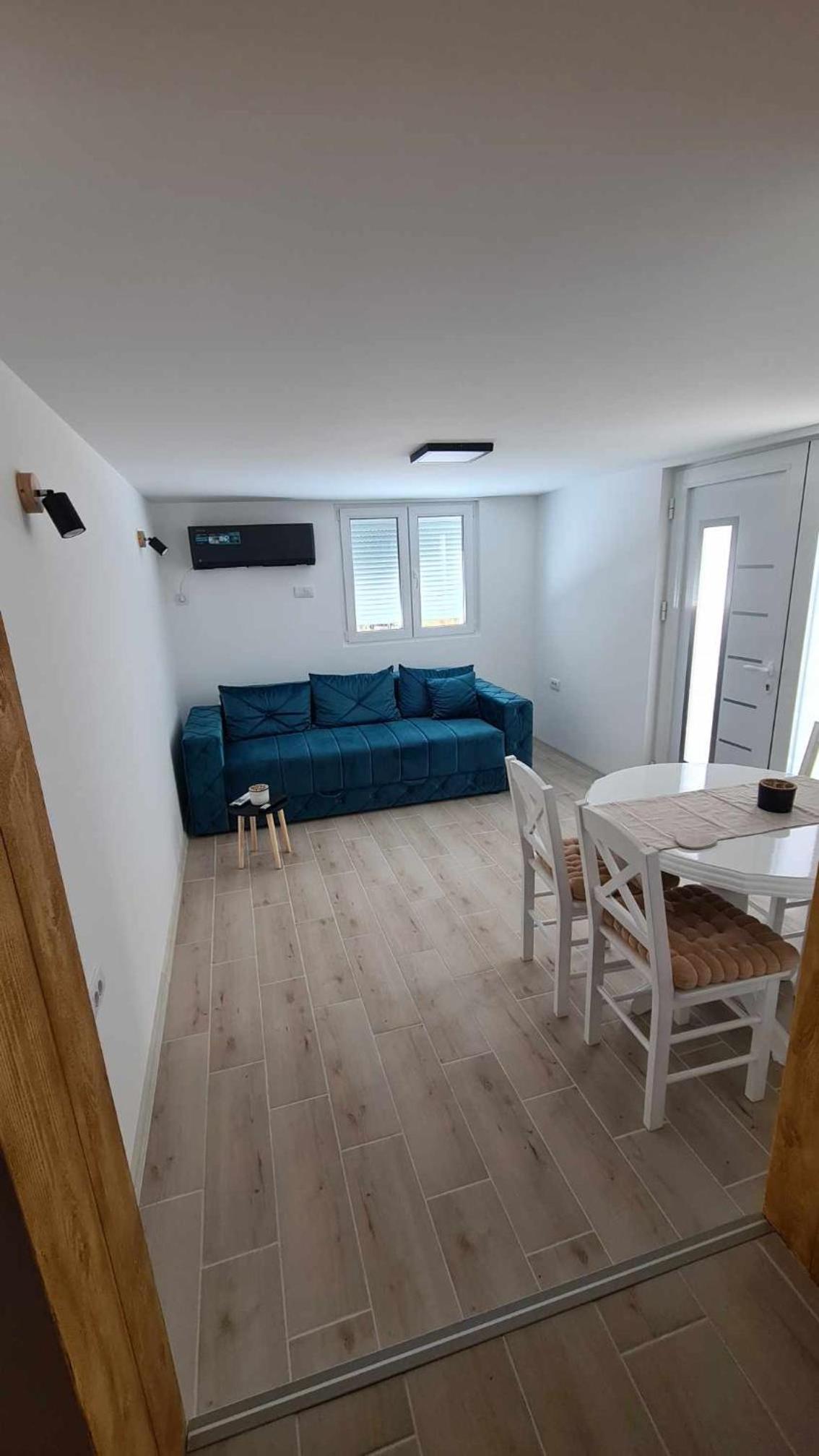 Apartman Djune