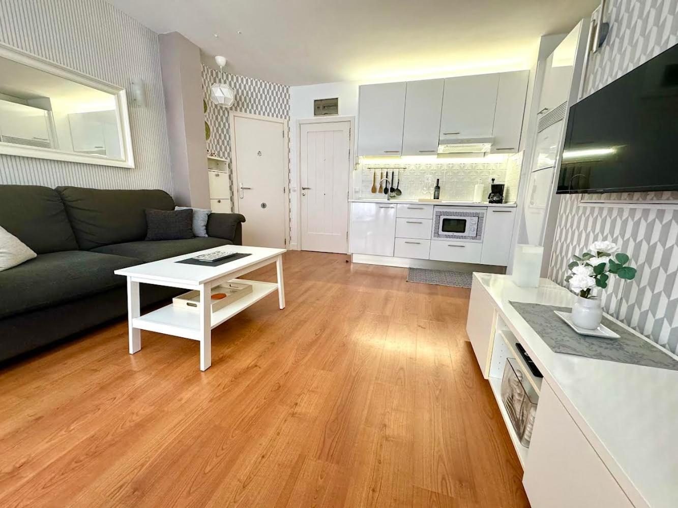 Lujan Suite Playa Las Canteras