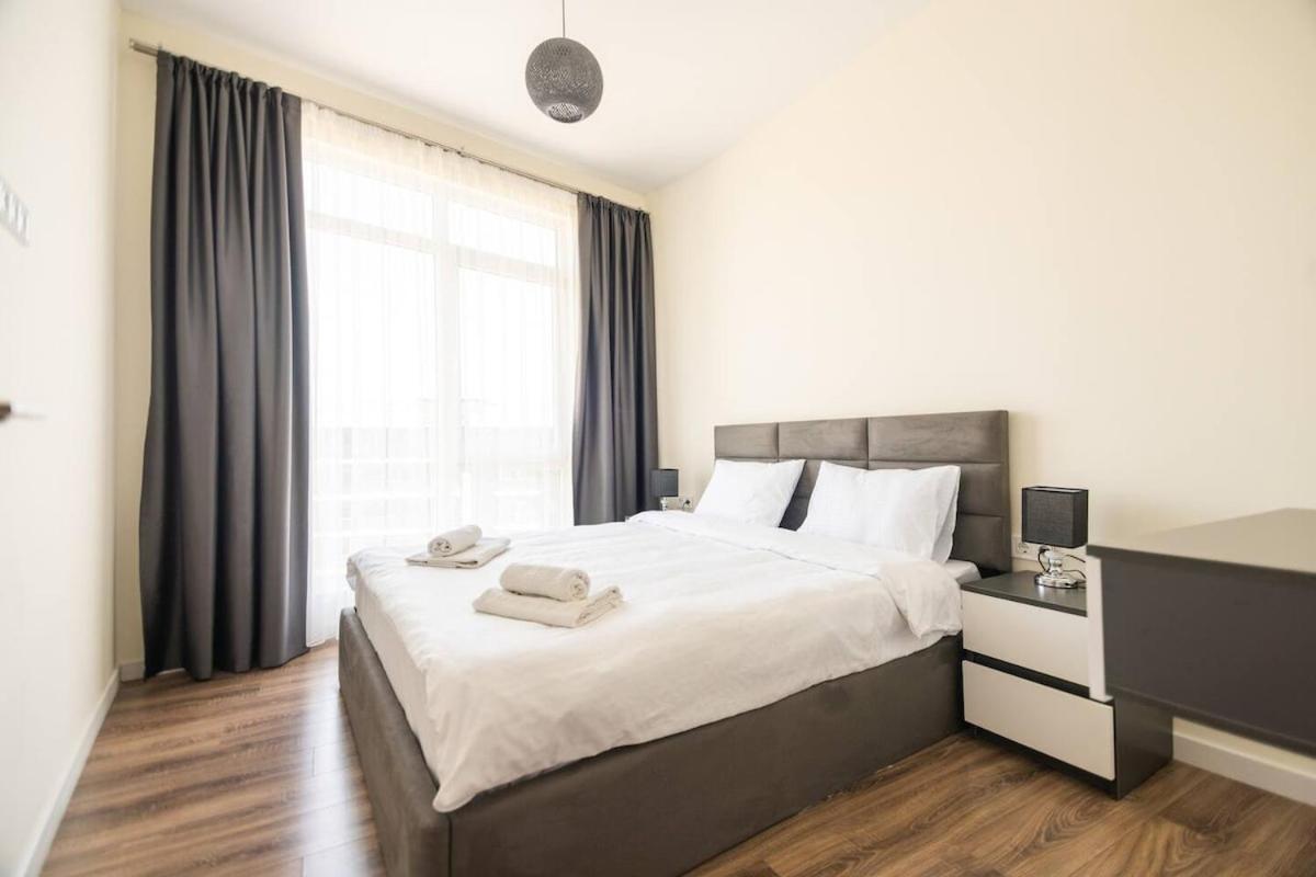 ROION Batumi Bright 1BR Apt by the Sea B1803 view 4