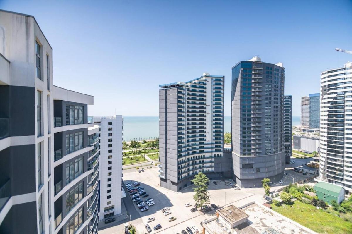 ROION Batumi Bright 1BR Apt by the Sea B1803 view 5