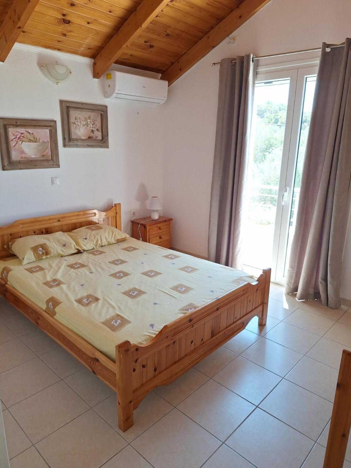 Charming detached house 500m far from the sea