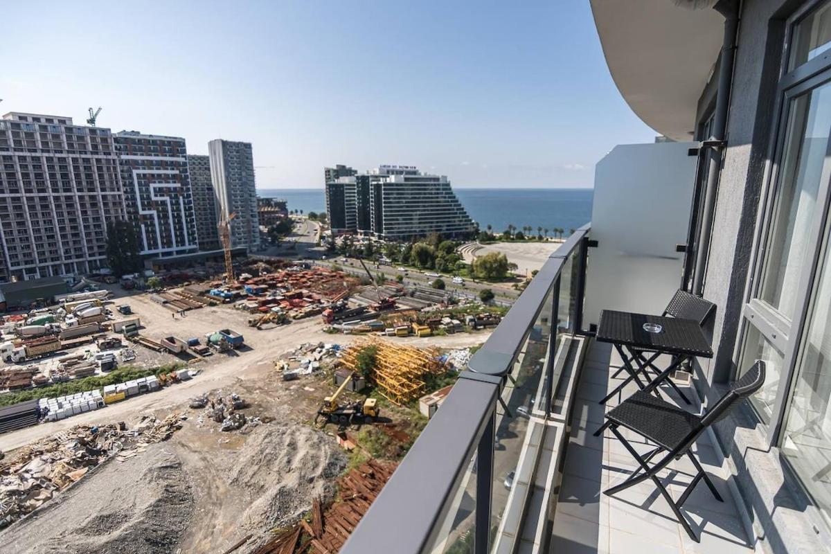 ROION Batumi Sea Pool View Haven F 1205