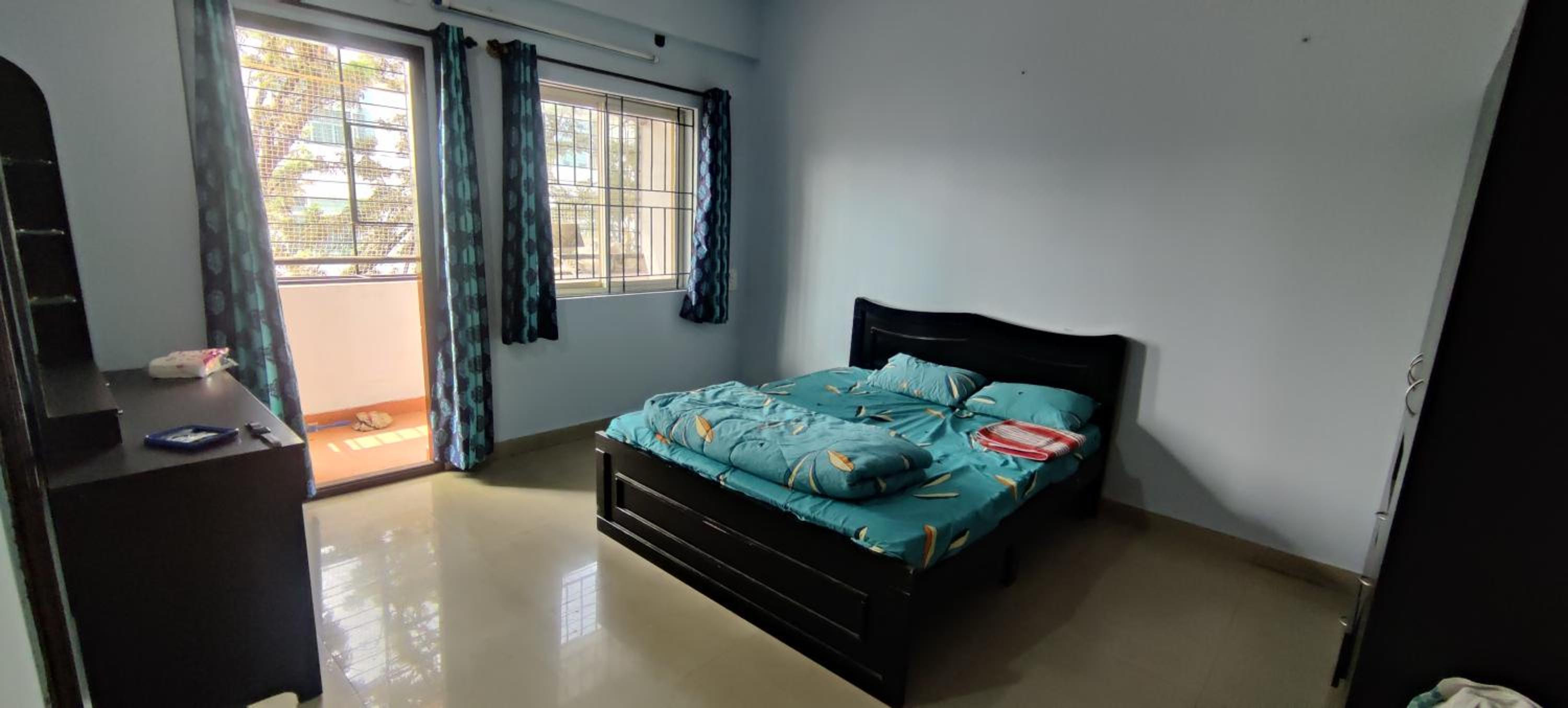 A cozy 2 bedroom flat for family stay view 3