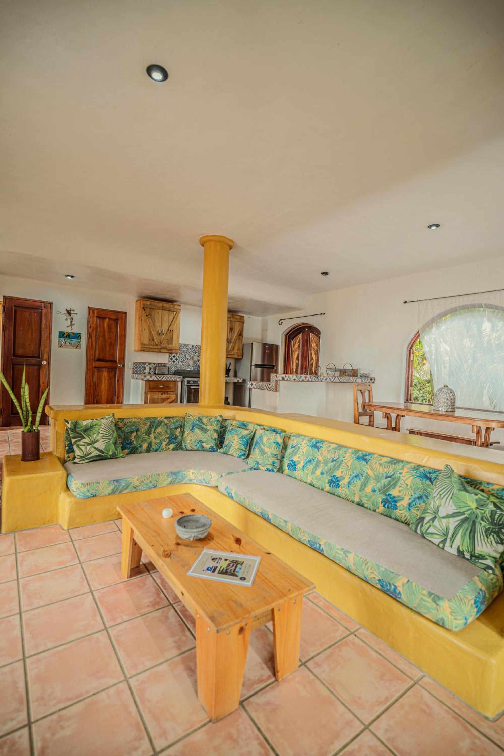 Casa Familia