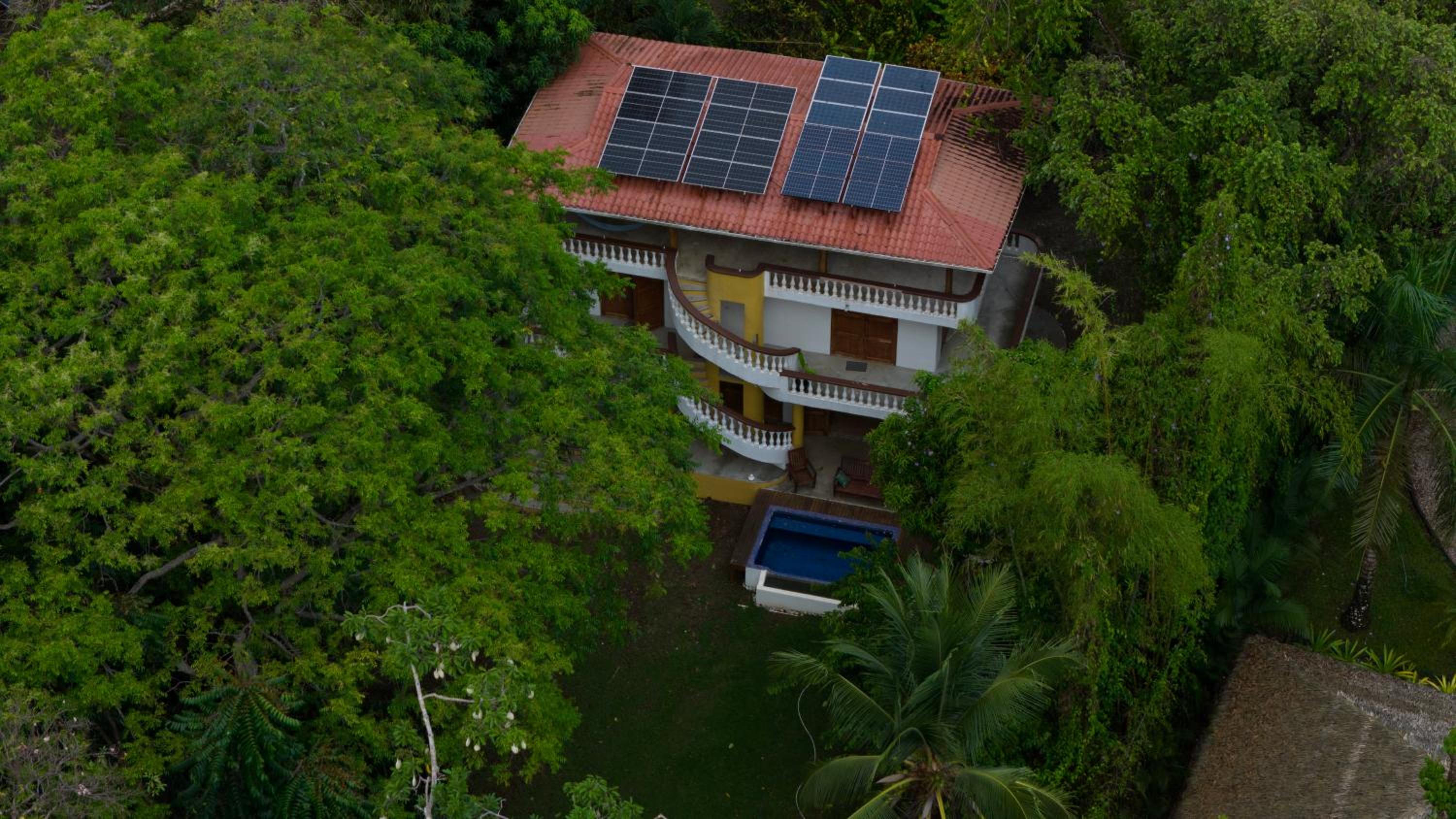 Casa Familia