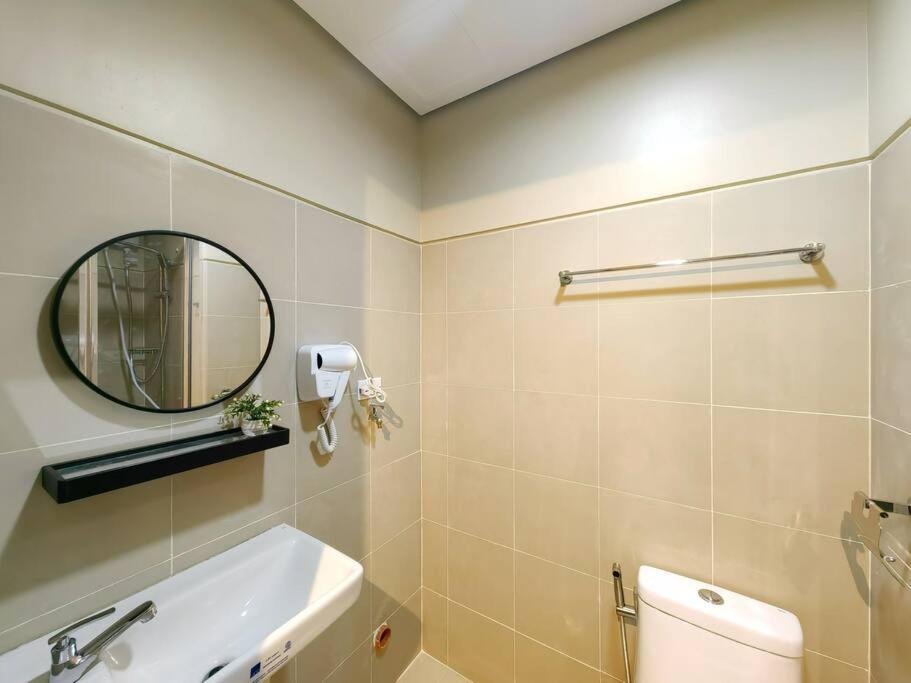1BR Condotel with Balcony FAME Residences #FM24 view 2