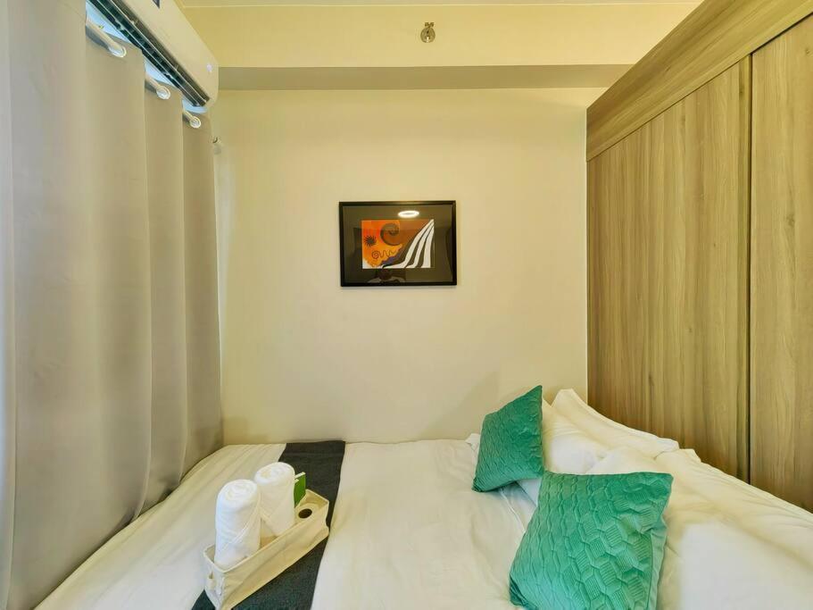 1BR Condotel with Balcony FAME Residences #FM24 view 4
