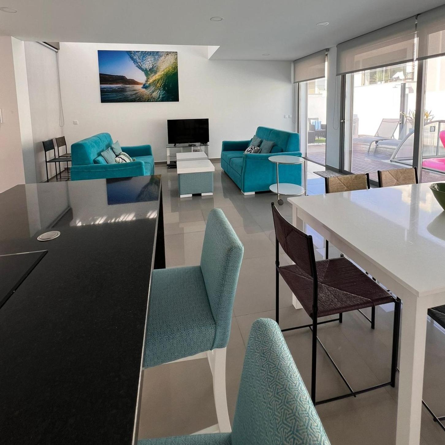 Silvercoast Villa Concha Baia with private heated pool and seaview rooftop lounge view 4
