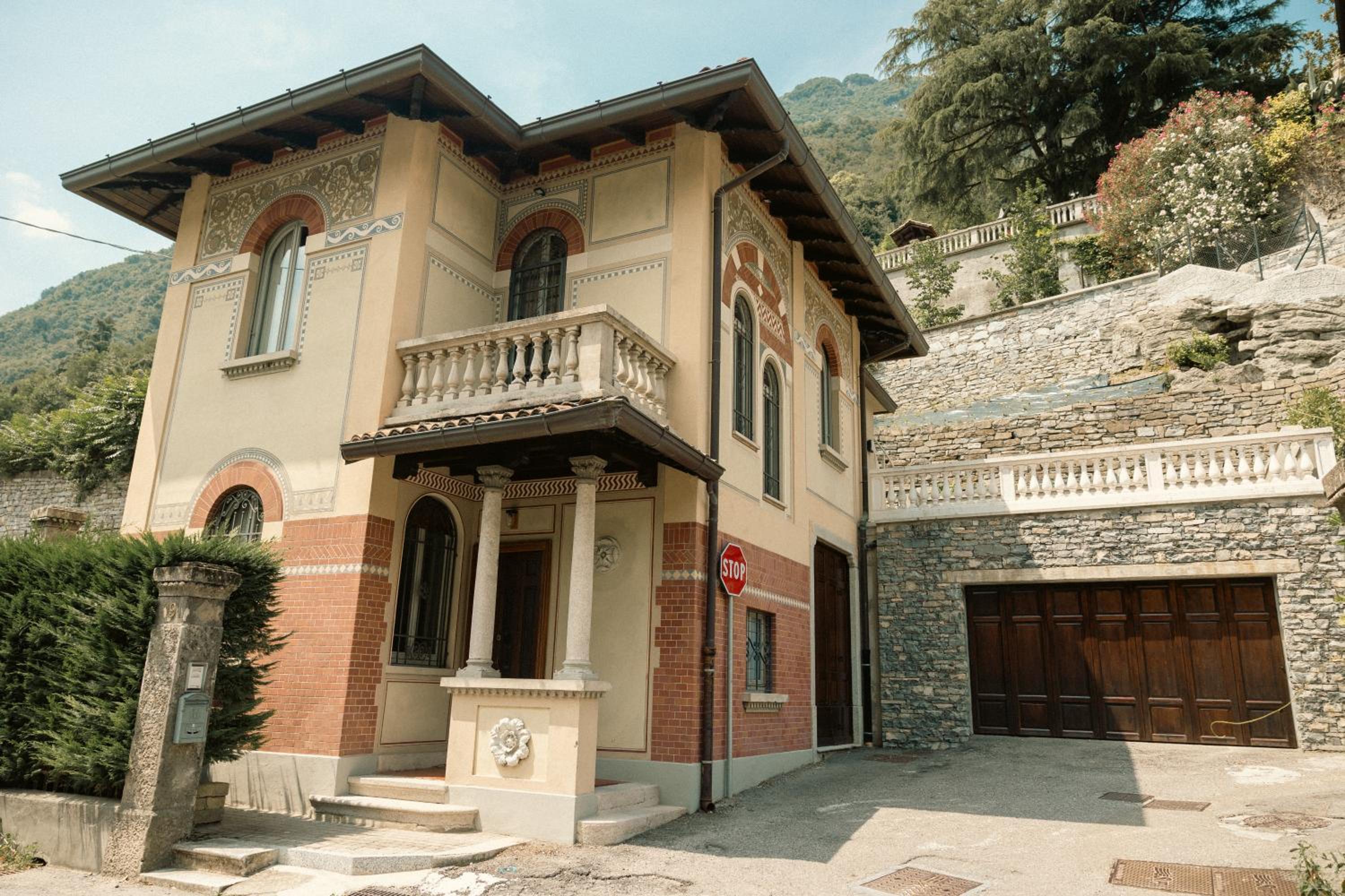 Hotel La Villa Regina - Image 1