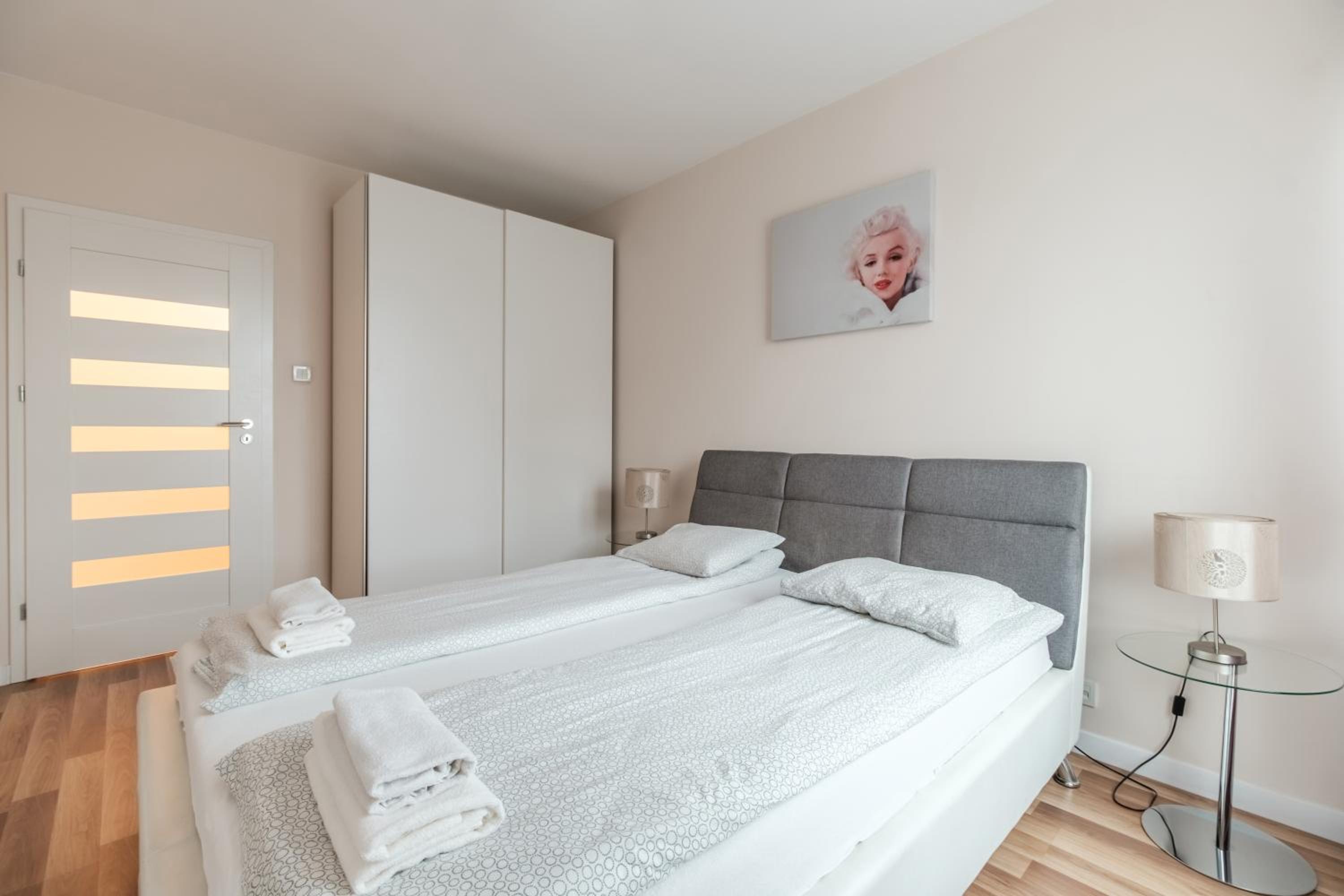 Warsaw Inside Apartments, photo 32