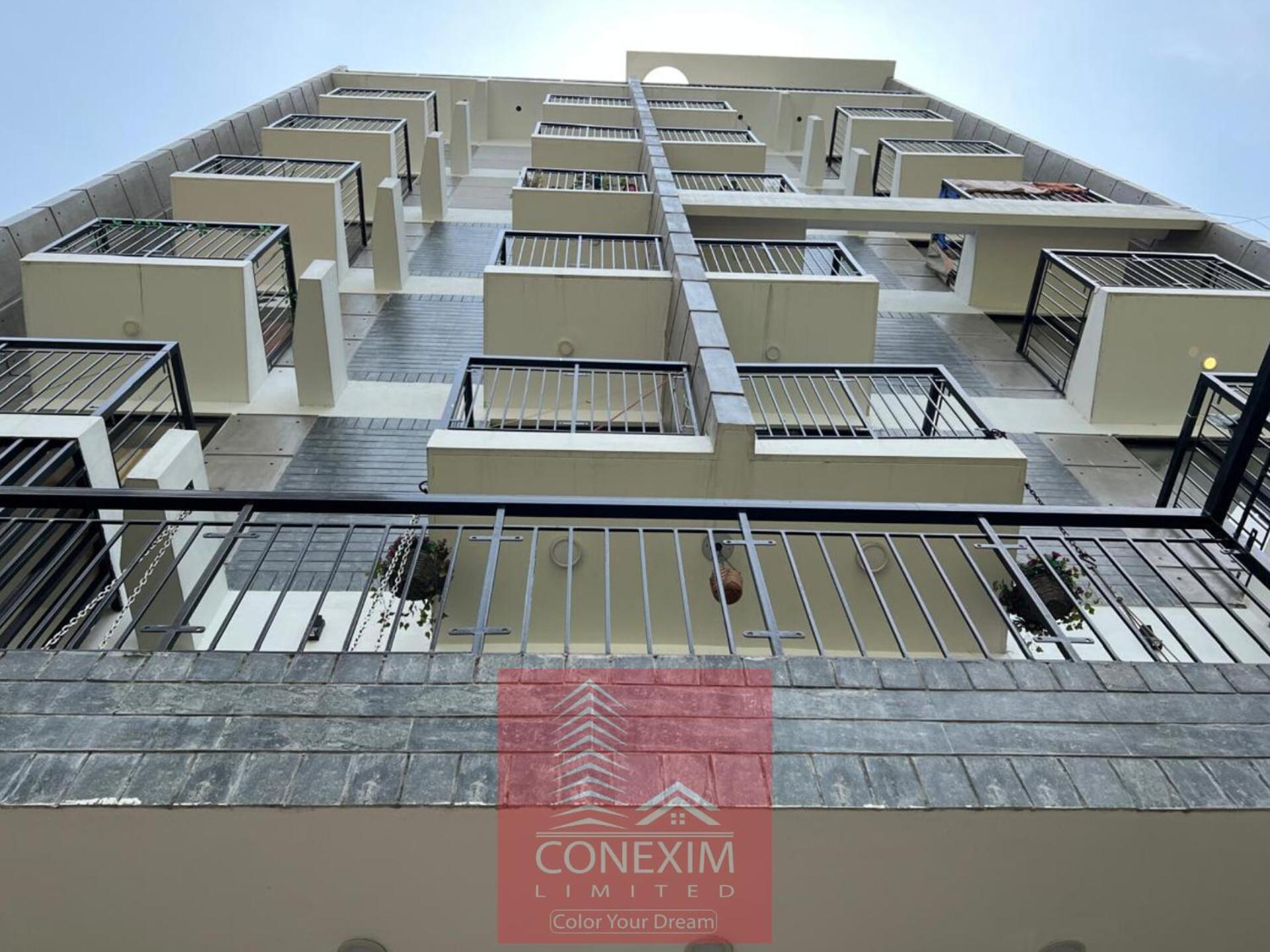 Fully Furnished One Bed Room Apartment with Kitchen A007