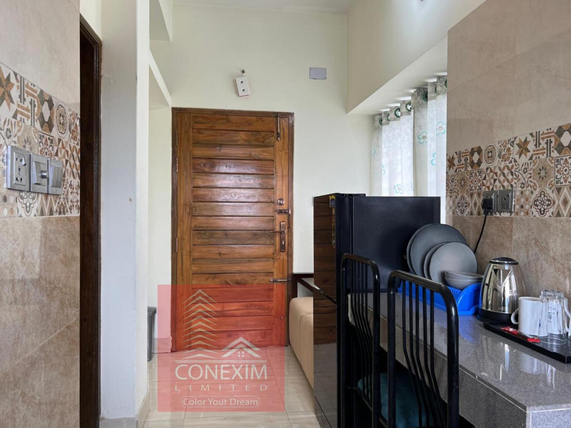 Fully Furnished One Bed Room Apartment with Kitchen A007