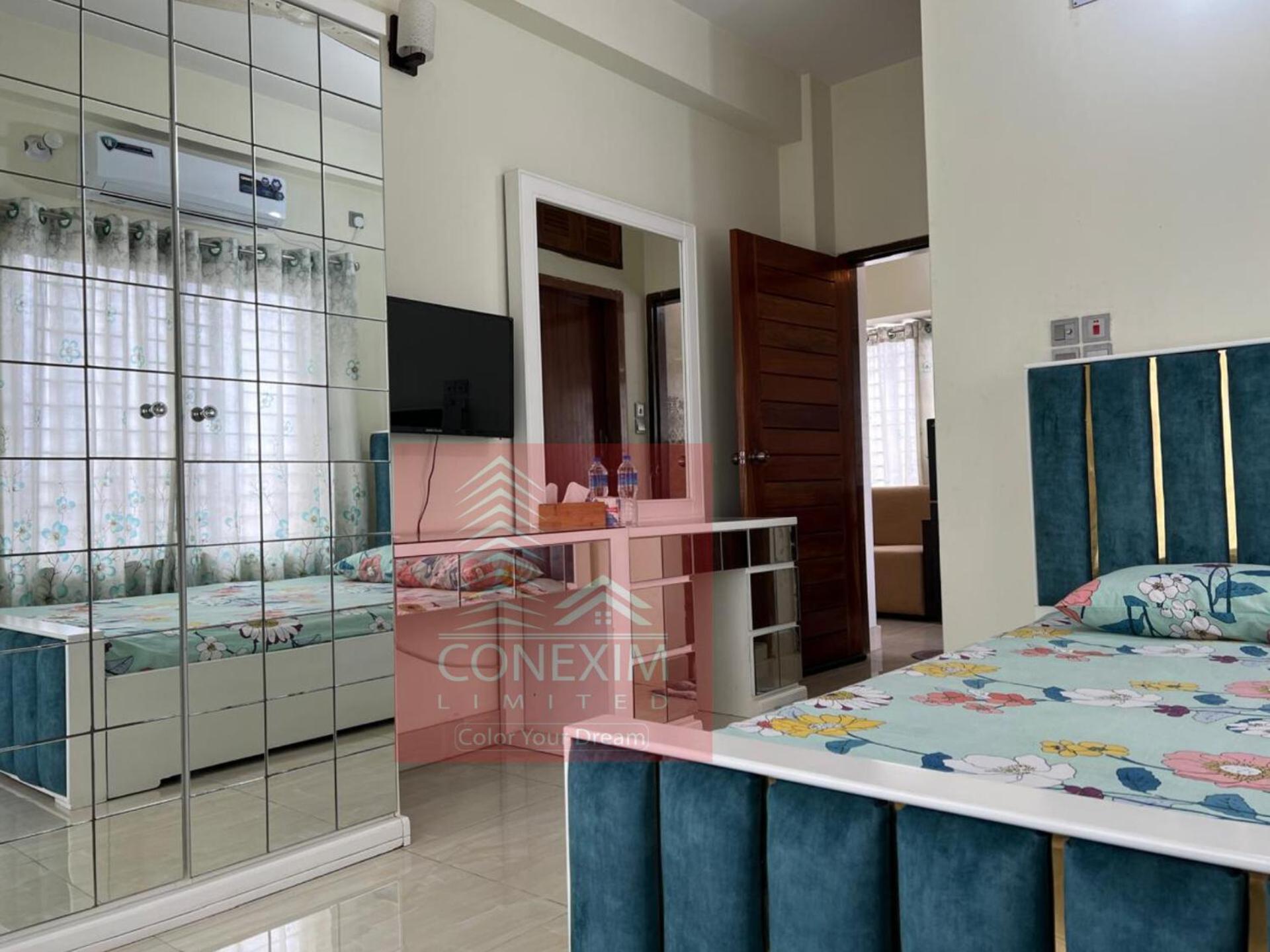 Fully Furnished One Bed Room Apartment with Kitchen A007