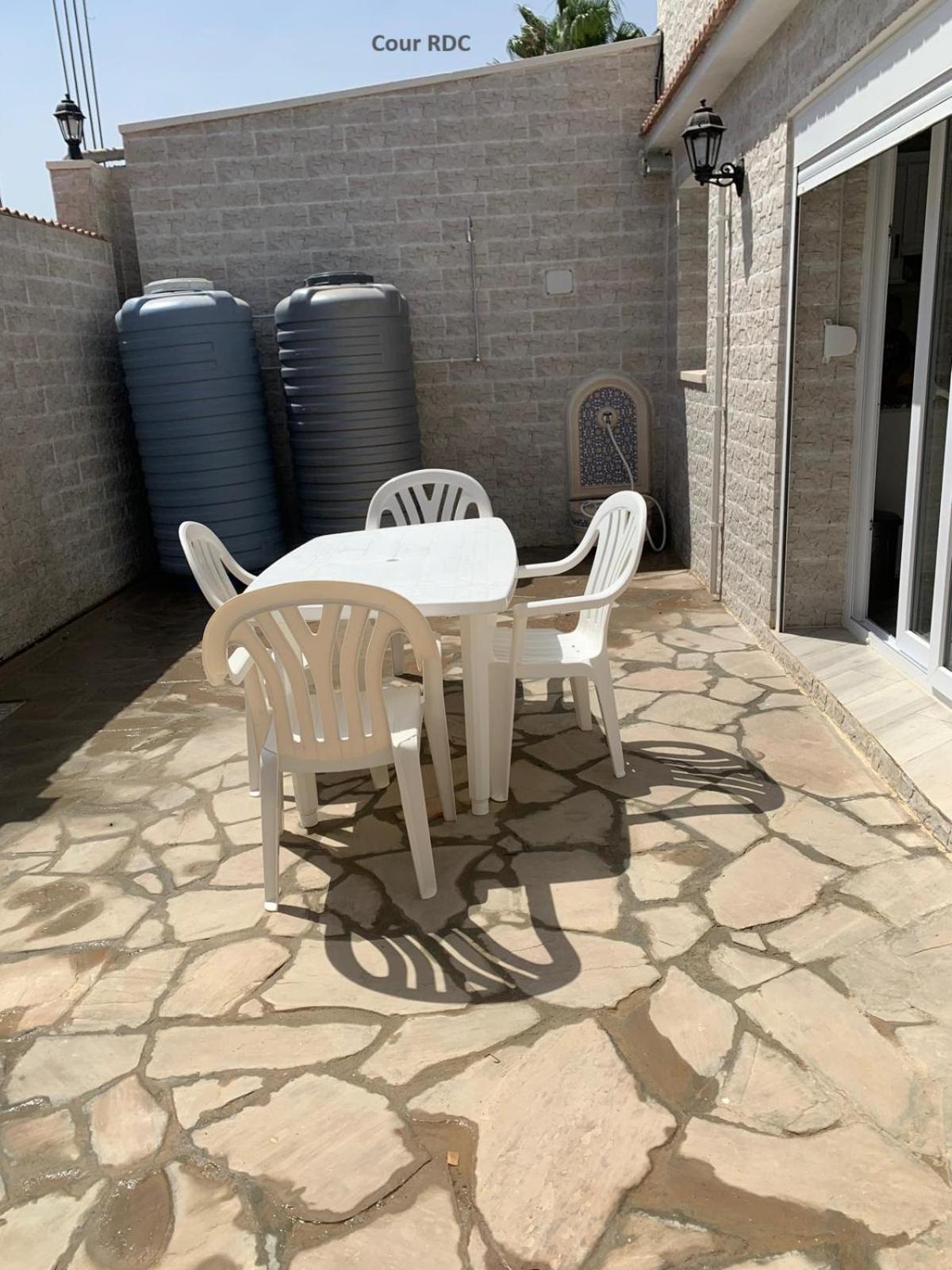 Maison individuelle 16 personnes - Location Azeffoun Ait Chafaa-16500Da
