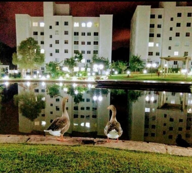 Apartamento em Condomínio Clube Ideal para suas Férias