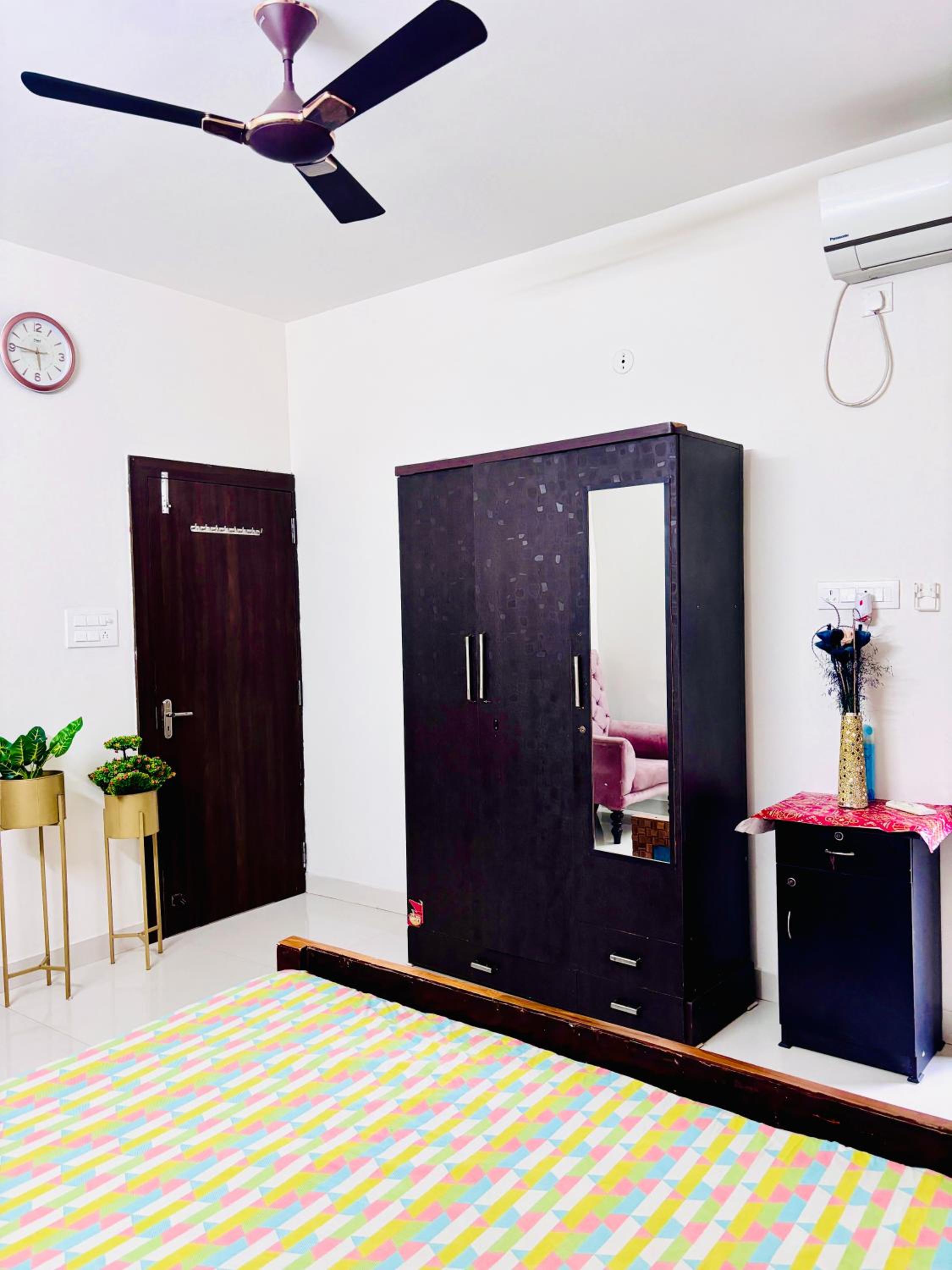 Shobhna Residency Luxurious 2BHK Fully AC Furnished Villa 5 min away from Bhopal International Airport