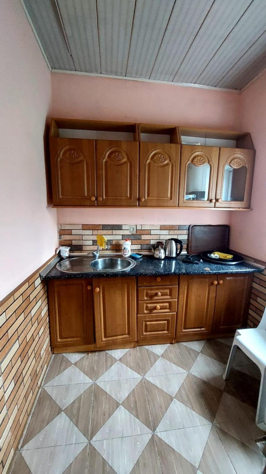 Laza guest house mi
