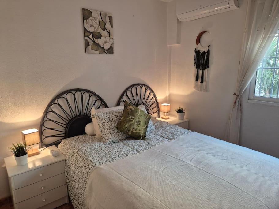 Holiday home in Costa Blanca - 3 bedroom house with pool sleeps 8, close to beach view 5