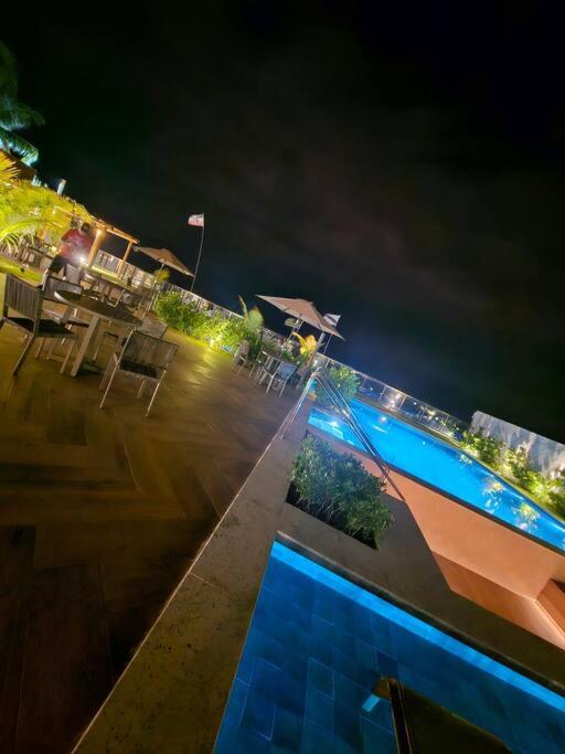 Flat de luxo beira-mar em Porto de Galinhas
