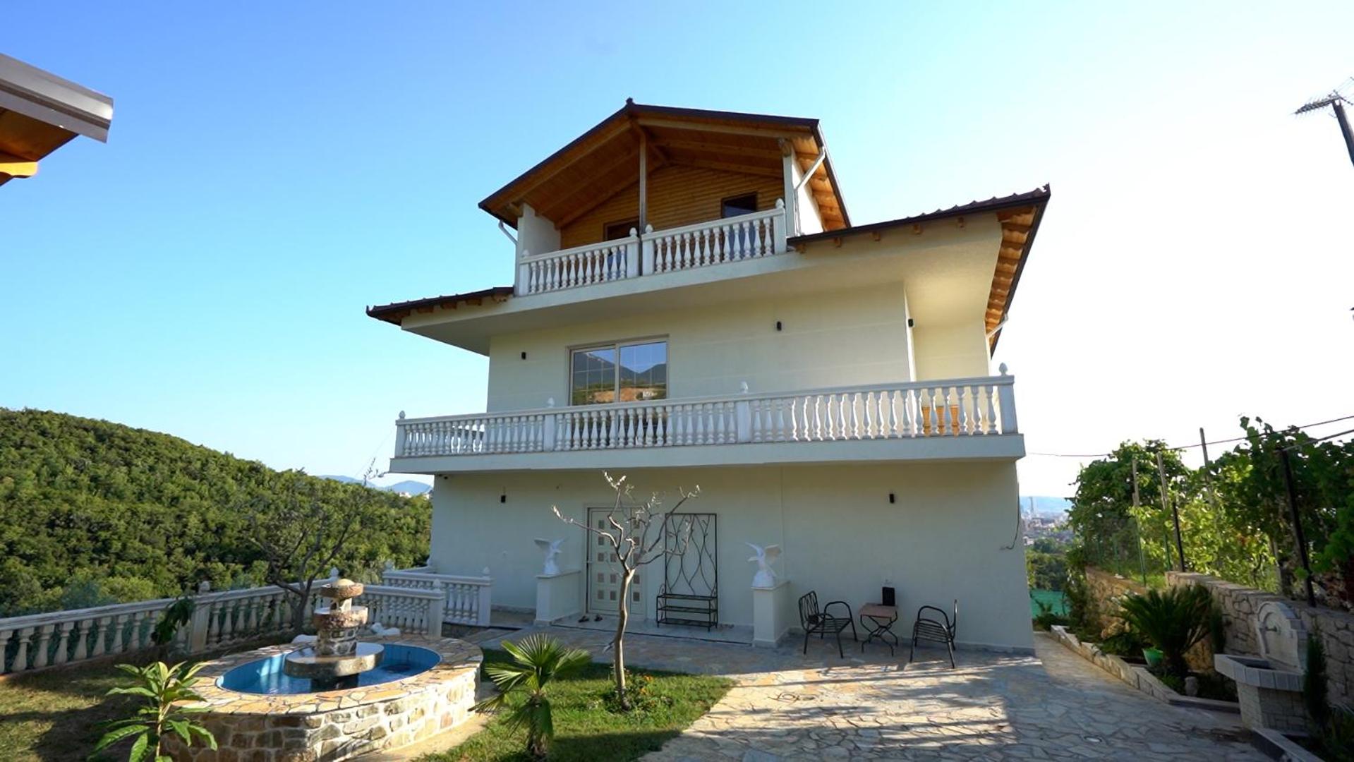 Vila Ndreca