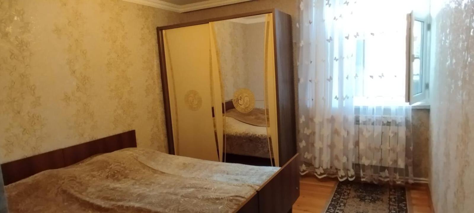 Gusar goust house int