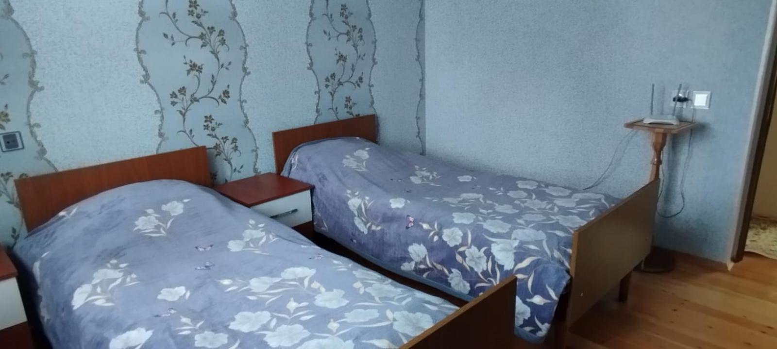 Gusar goust house int