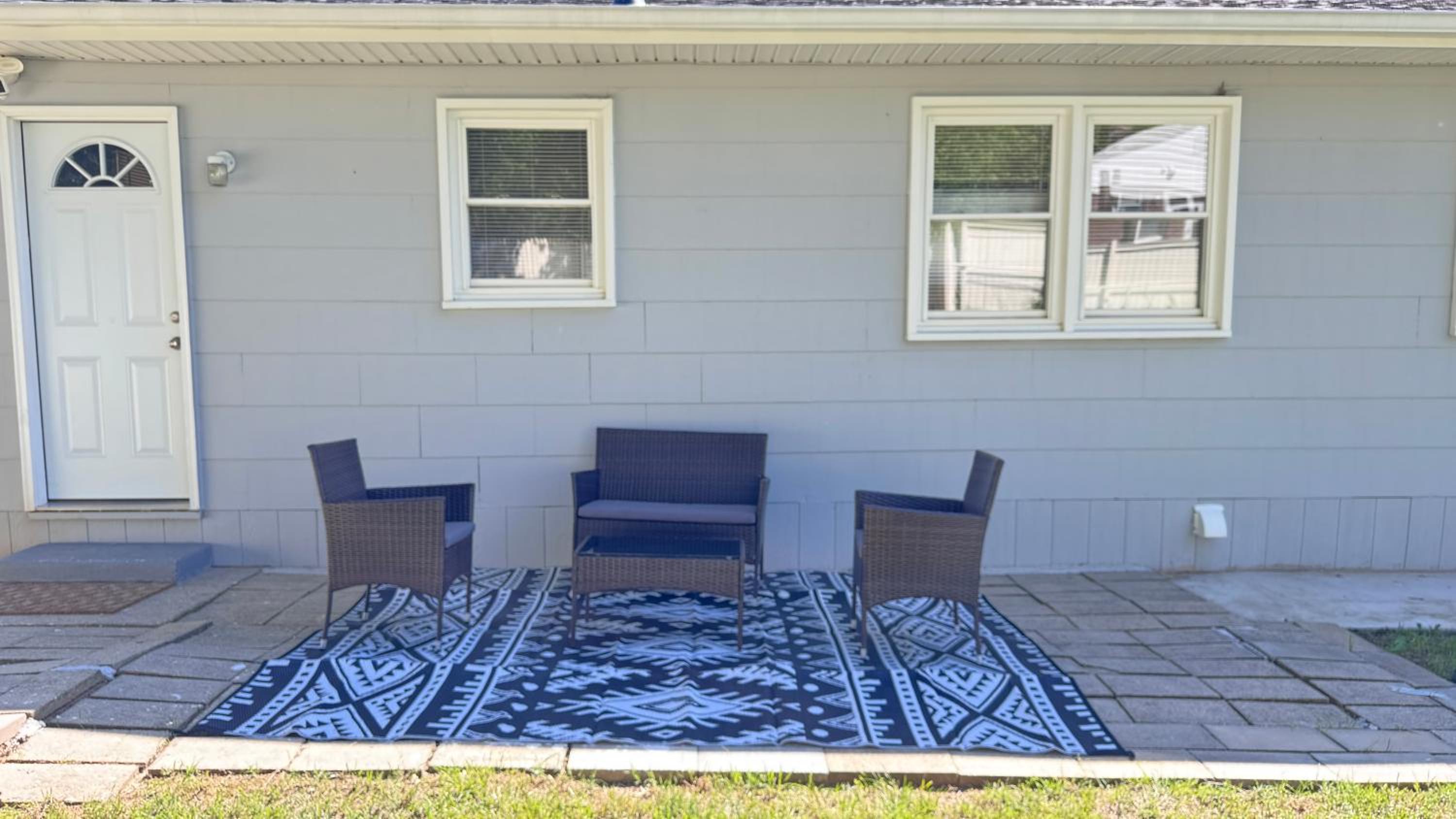 Class home near Washington DC FedEx Stadium and UMD