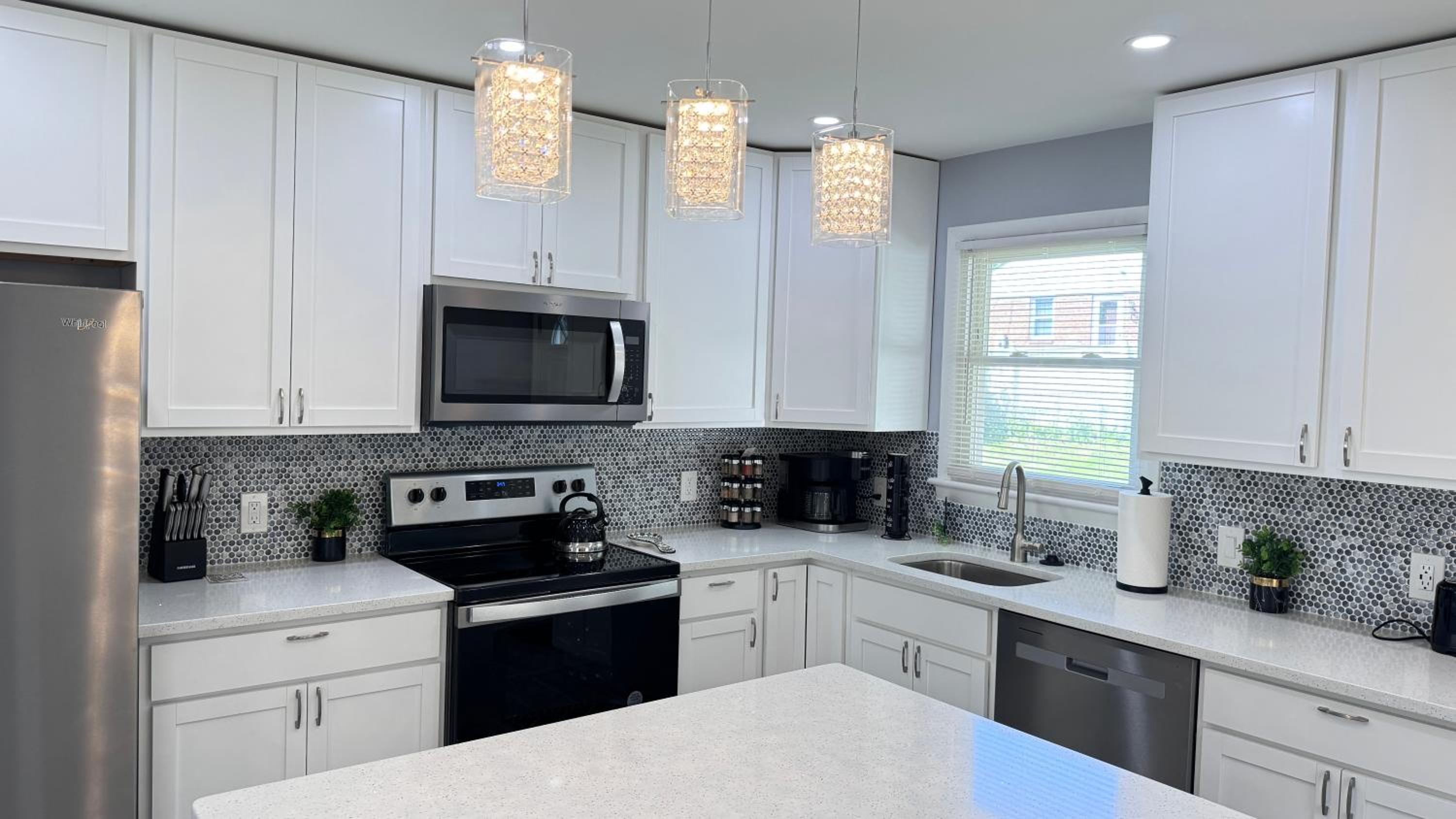 Class home near Washington DC FedEx Stadium and UMD