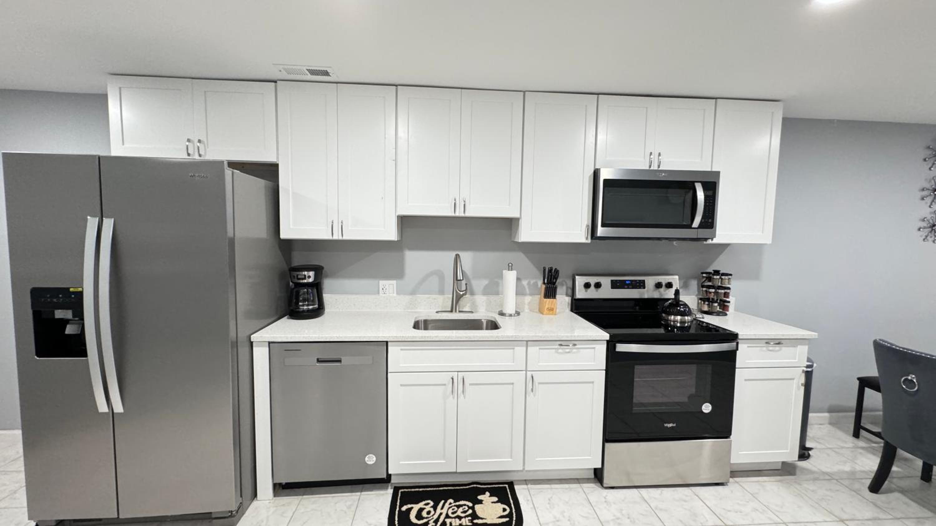 Class home near Washington DC FedEx Stadium and UMD