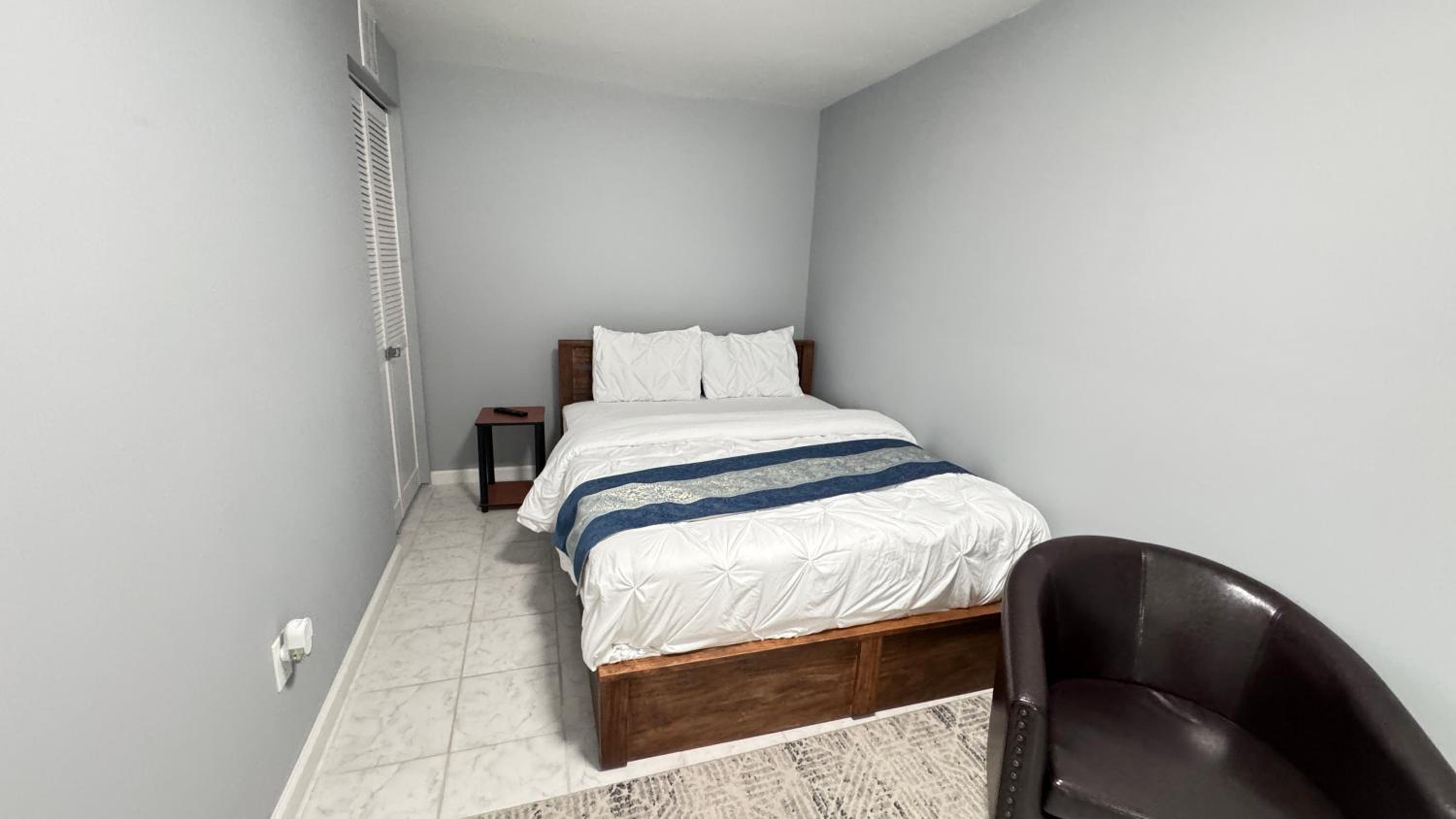 Class home near Washington DC FedEx Stadium and UMD