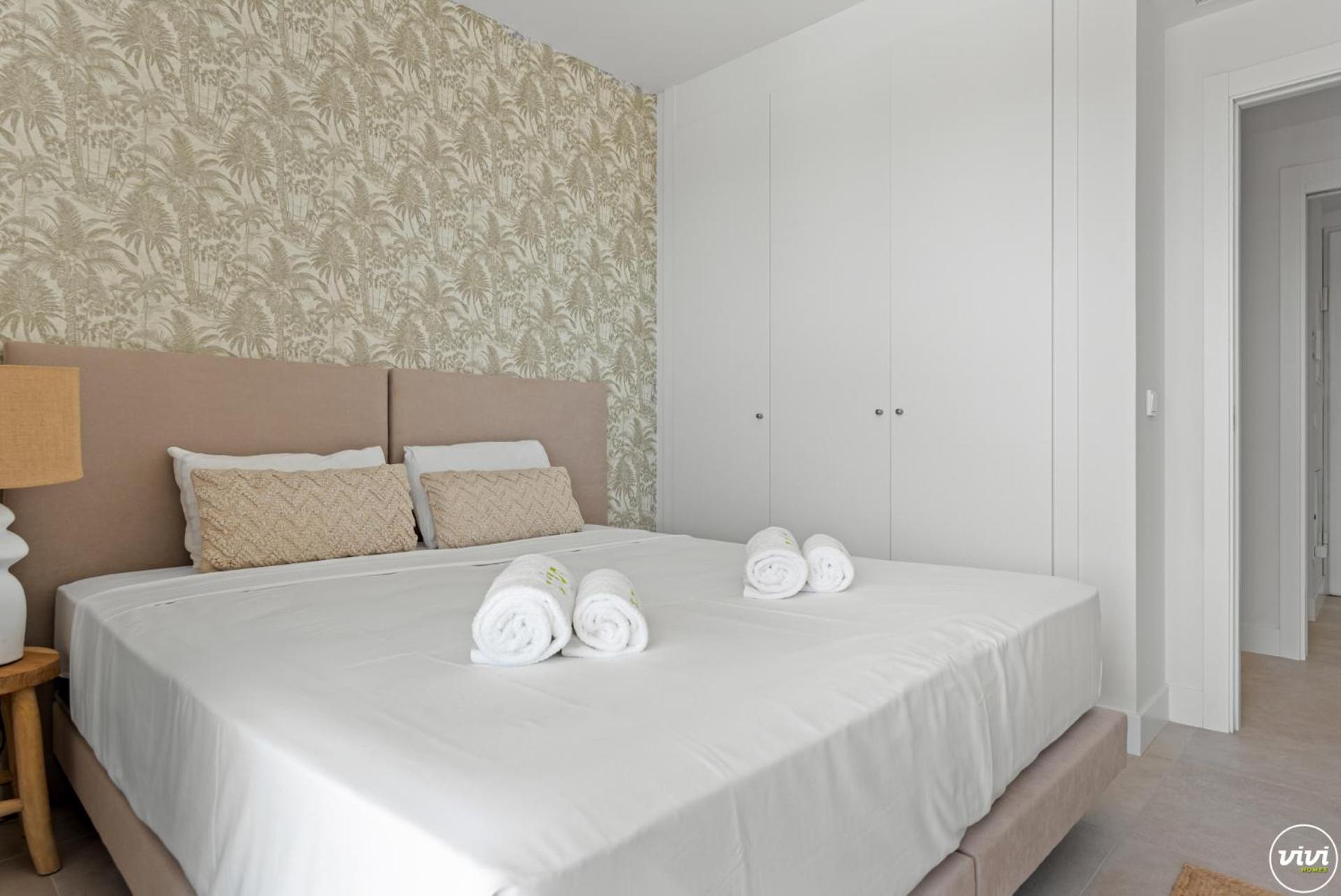 ViVi Homes - Marisol Pool, Sauna, Gym, Spa & Beach