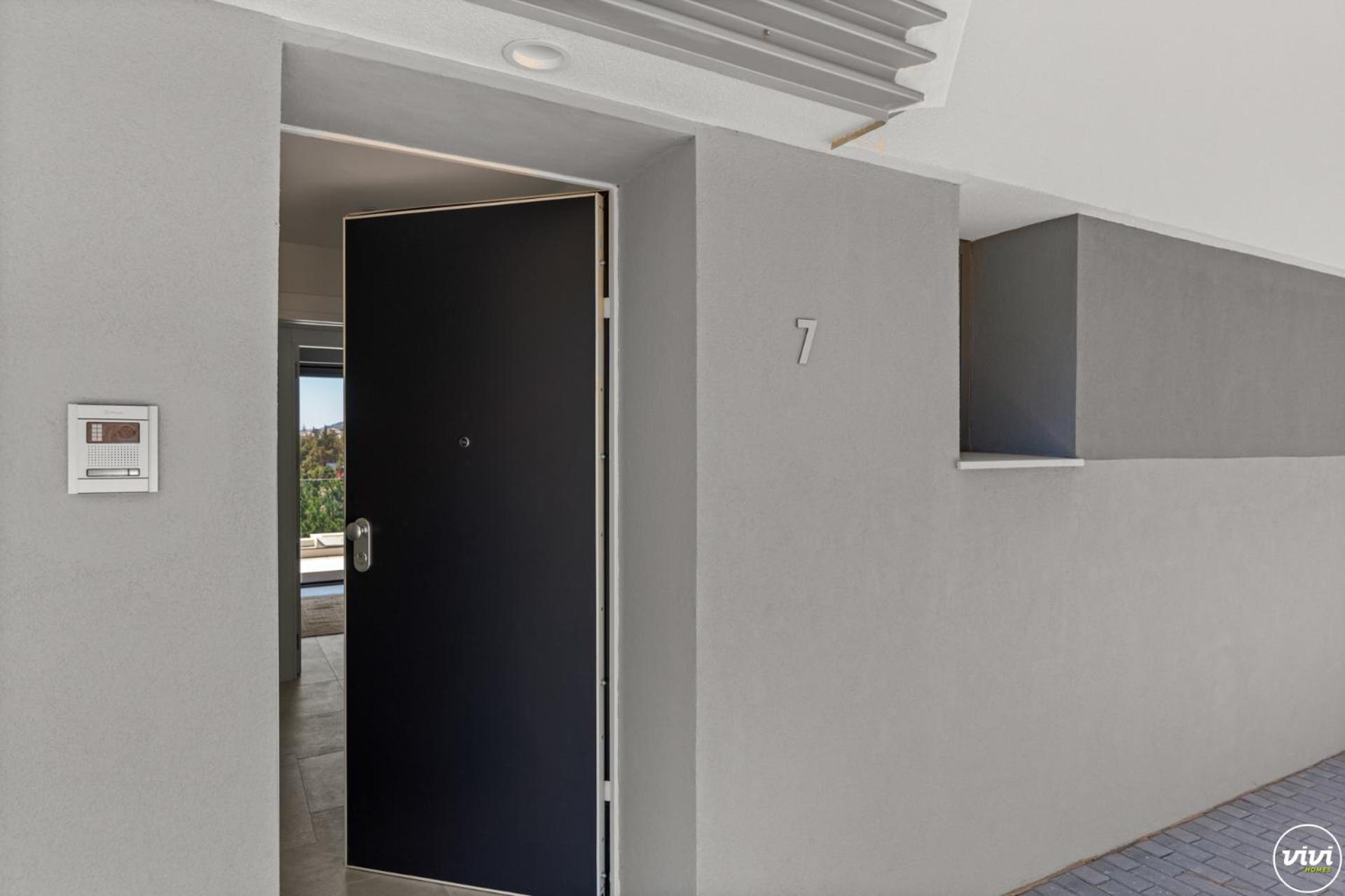 ViVi Homes - Marisol Pool, Sauna, Gym, Spa & Beach
