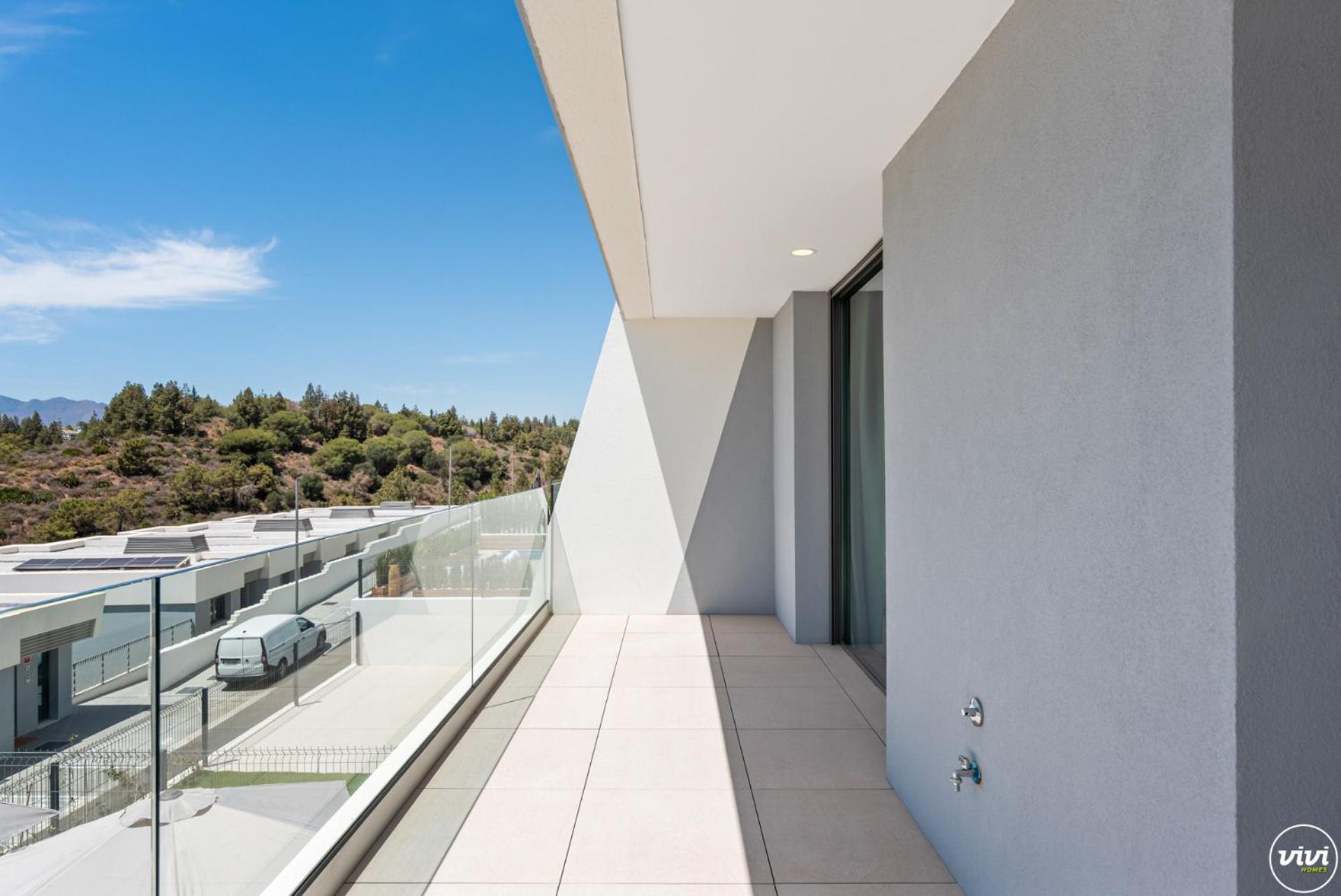 ViVi Homes - Marisol Pool, Sauna, Gym, Spa & Beach