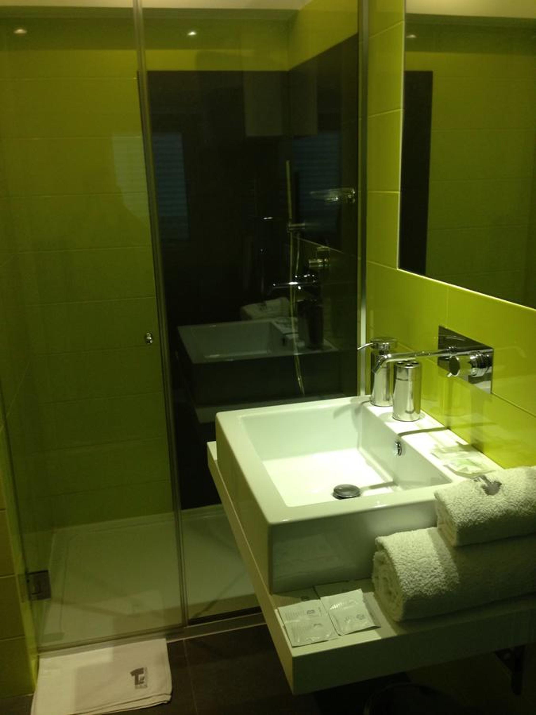 Photo 20