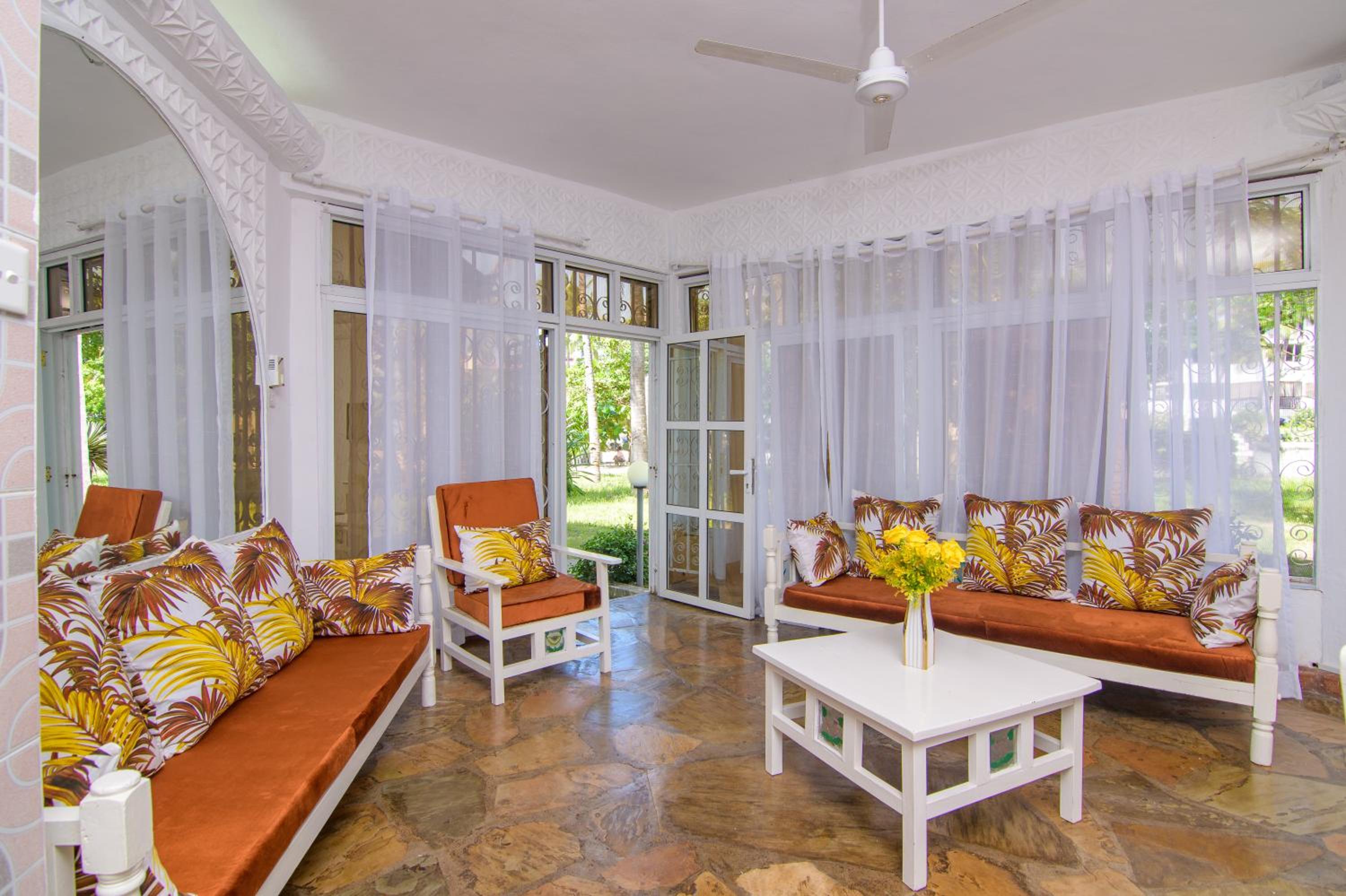 Gracious Homes